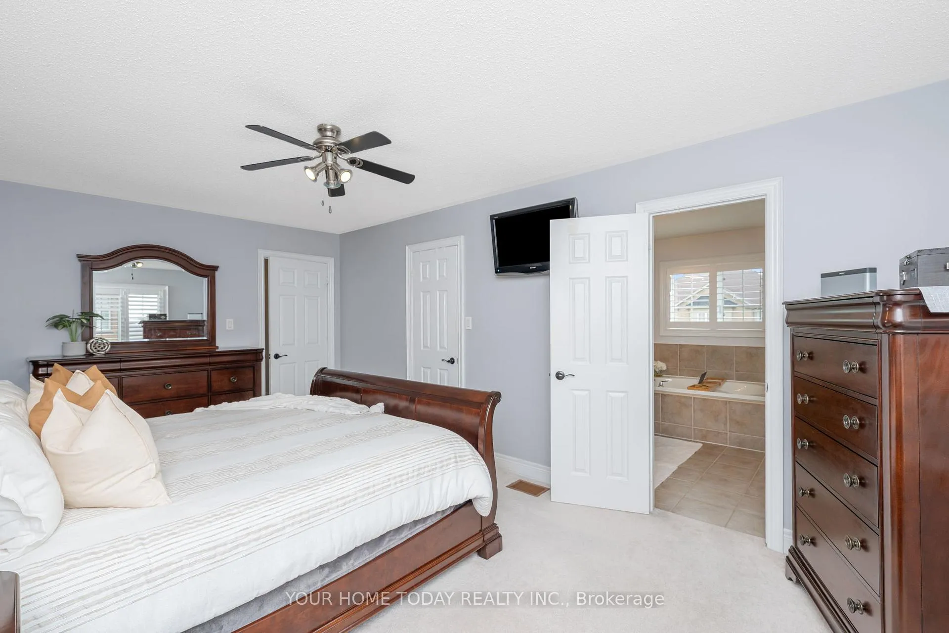 Photo 29 of 430 Barber Drive, Halton Hills, Georgetown — HOMEH
