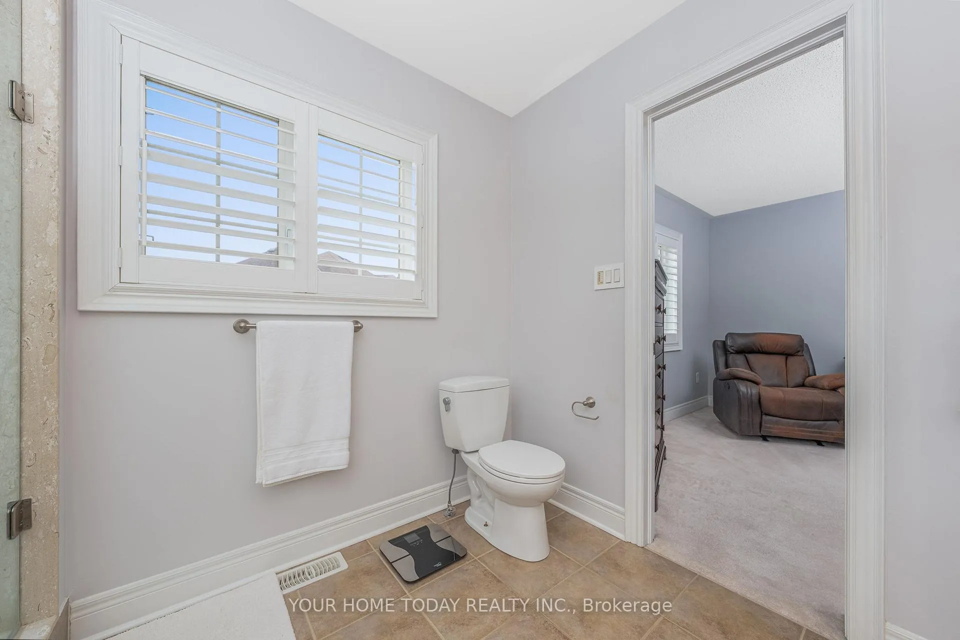 Photo 33 of 430 Barber Drive, Halton Hills, Georgetown — HOMEH