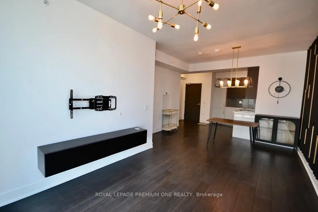 Photo 16 of Unit 3609, 2916 Highway 7 Road E, Vaughan, Concord — HOMEH