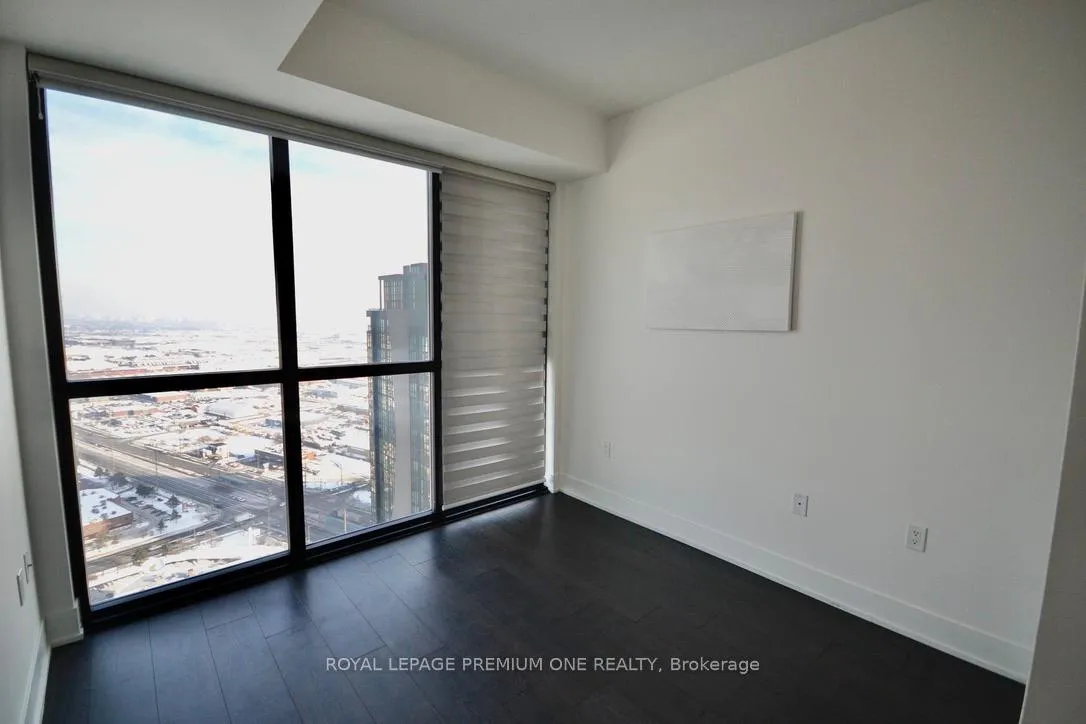 Photo 22 of Unit 3609, 2916 Highway 7 Road E, Vaughan, Concord — HOMEH