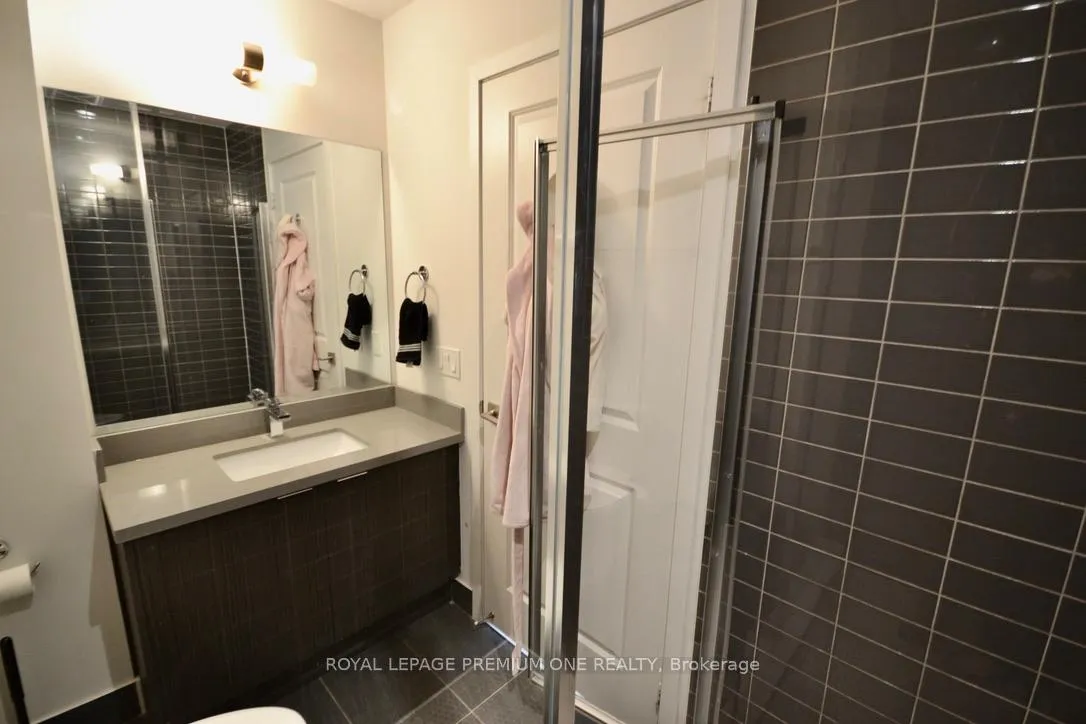 Photo 25 of Unit 3609, 2916 Highway 7 Road E, Vaughan, Concord — HOMEH