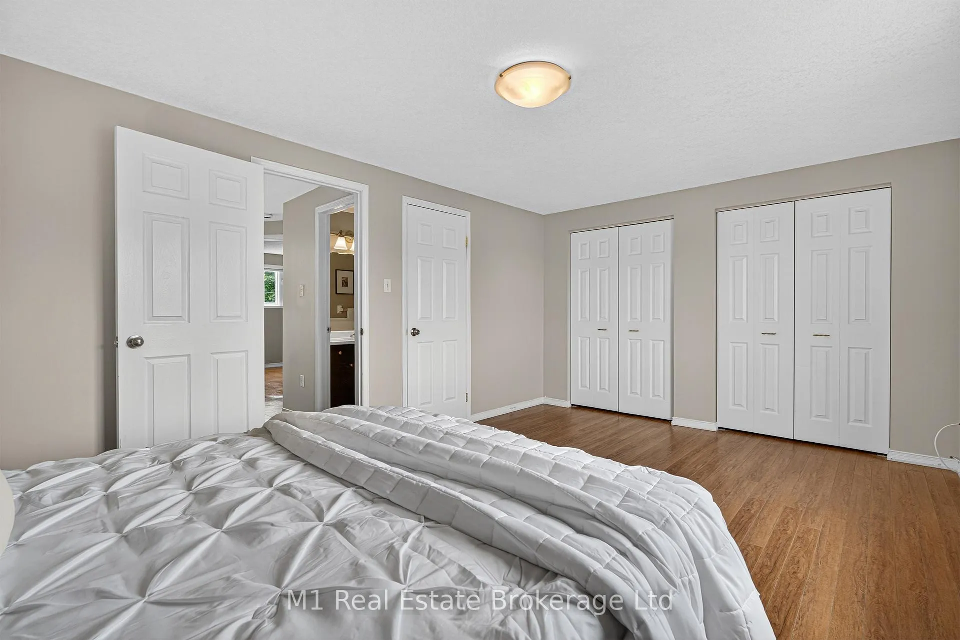 Photo 20 of 112 Chesterton Lane, Guelph, Grange Road — HOMEH
