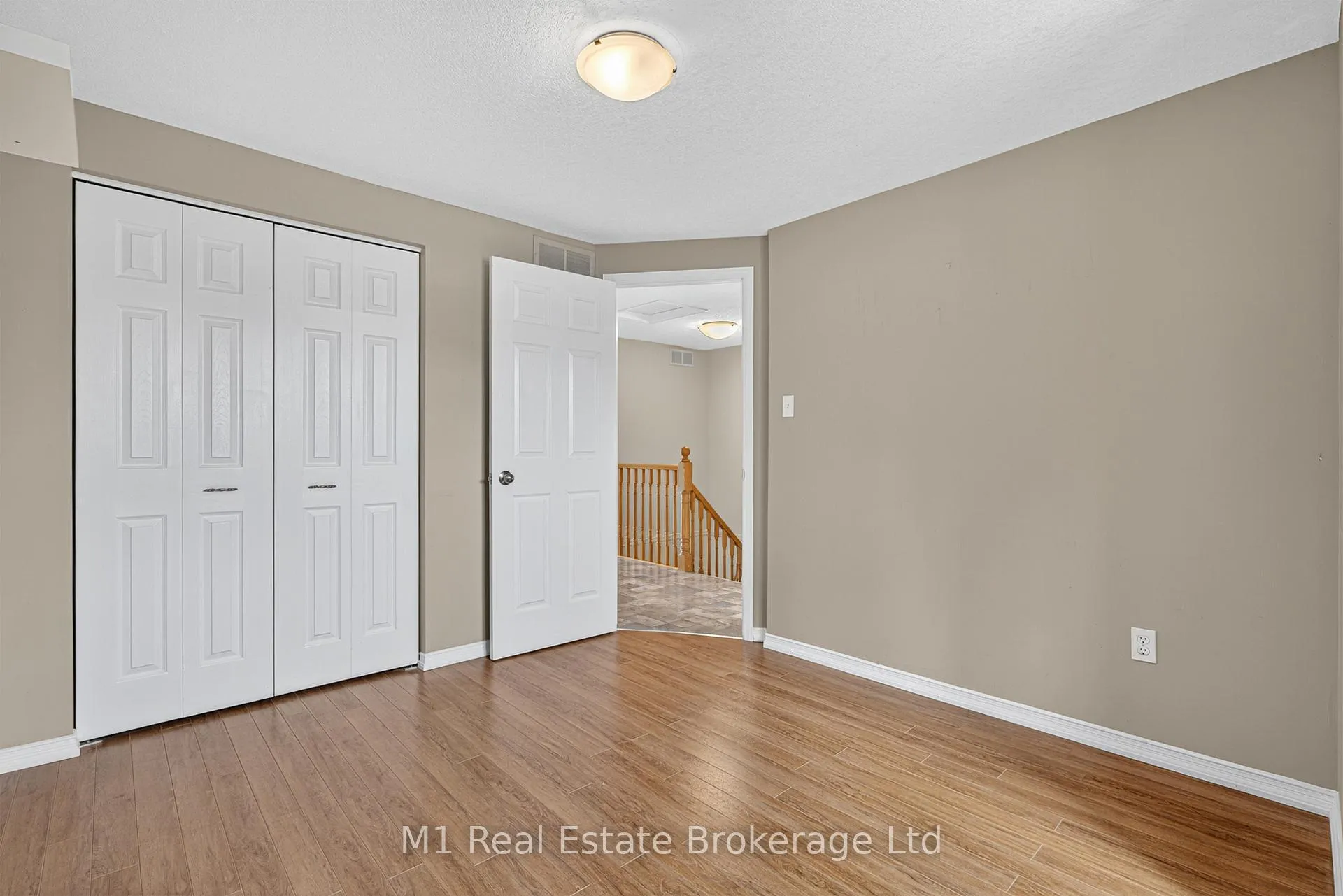 Photo 27 of 112 Chesterton Lane, Guelph, Grange Road — HOMEH