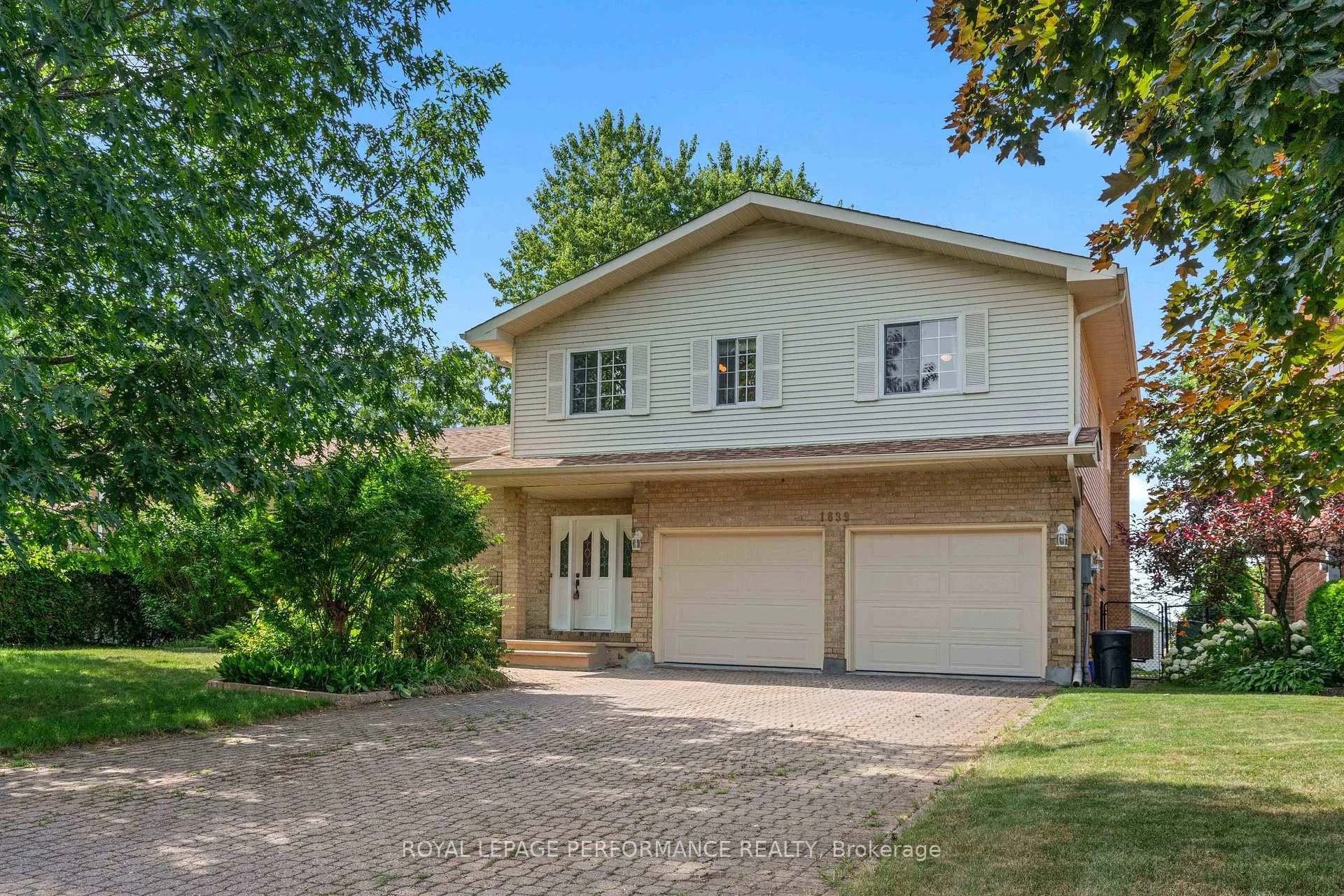 Photo 1 of 1639 Blakely Drive N, Cornwall — HOMEH