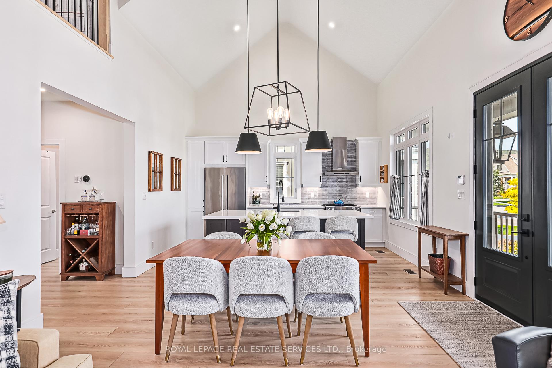Photo 7 of 337 Yellow Birch Crescent, Blue Mountains — HOMEH