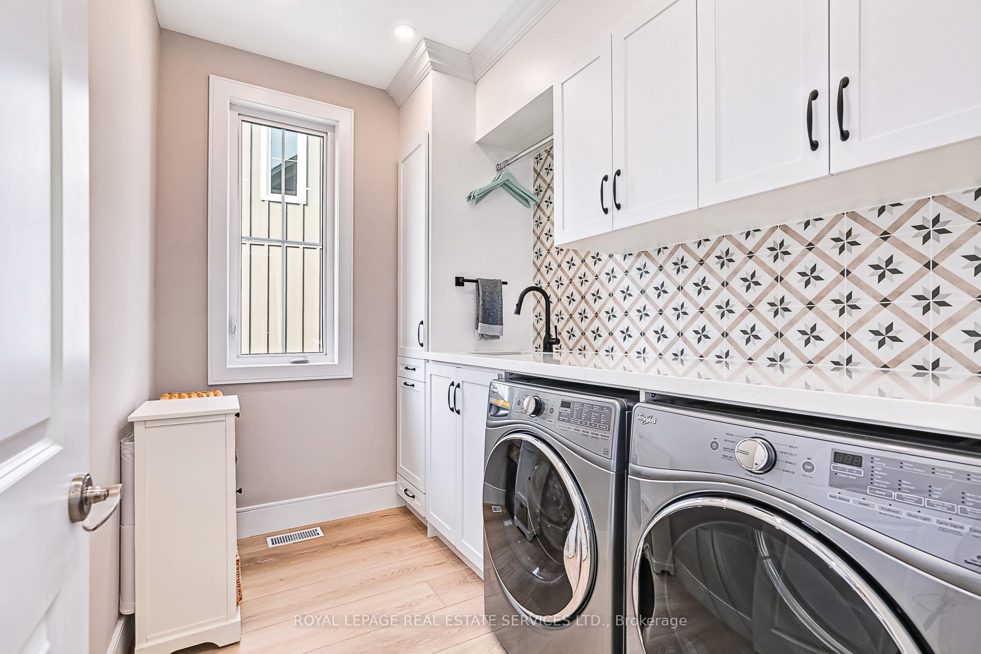 Photo 12 of 337 Yellow Birch Crescent, Blue Mountains — HOMEH
