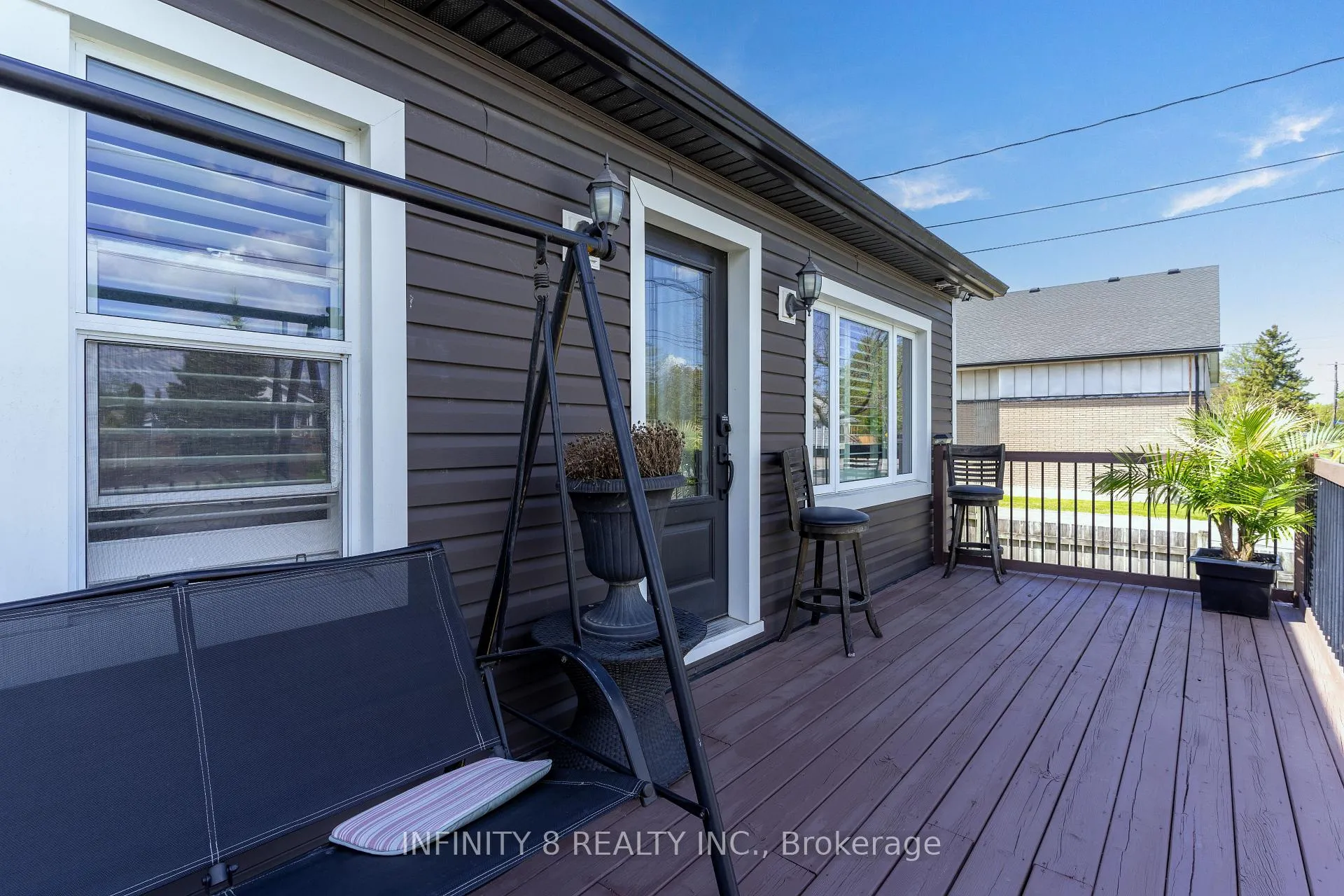 Photo 2 of 216 Beatrice Street, Welland, Lincoln/Crowland — HOMEH