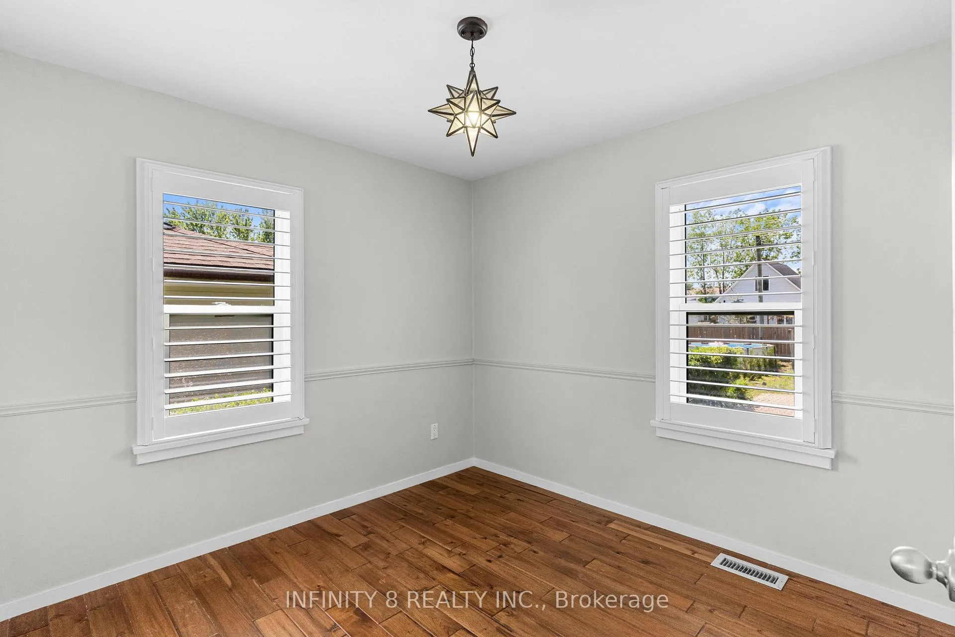Photo 11 of 216 Beatrice Street, Welland, Lincoln/Crowland — HOMEH