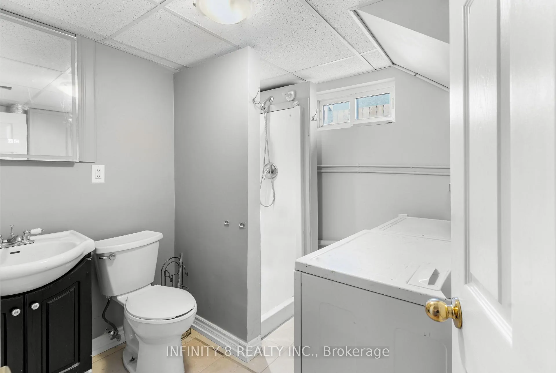 Photo 16 of 216 Beatrice Street, Welland, Lincoln/Crowland — HOMEH