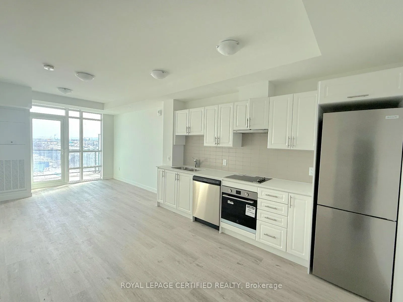 Photo 8 of Unit 519, 461 Green Road W, Hamilton, Stoney Creek — HOMEH
