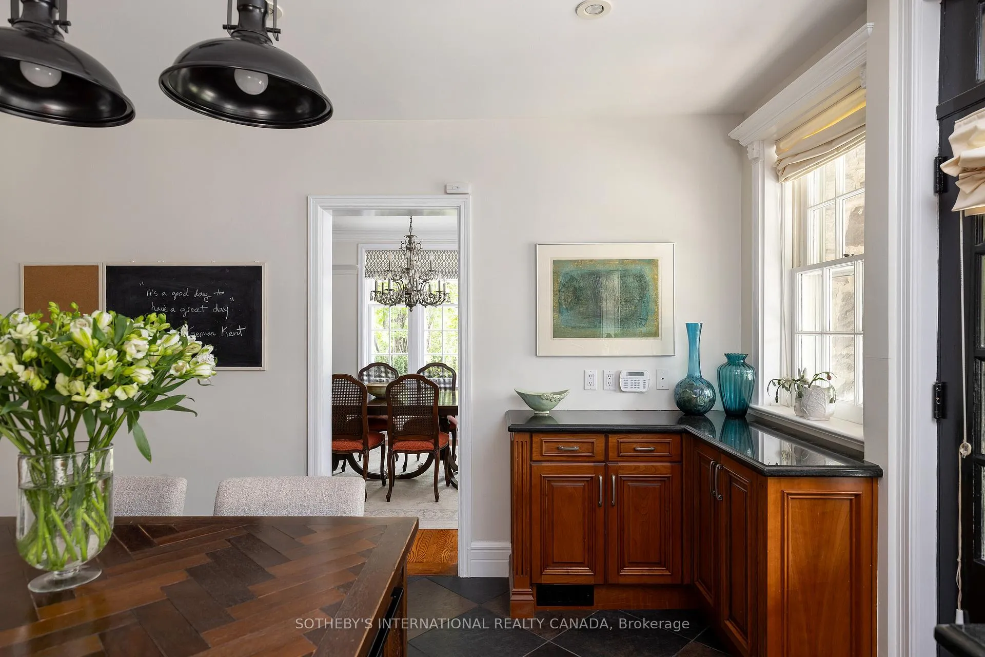 Photo 10 of 3 Mason Boulevard, Toronto, Bedford Park-Nortown — HOMEH