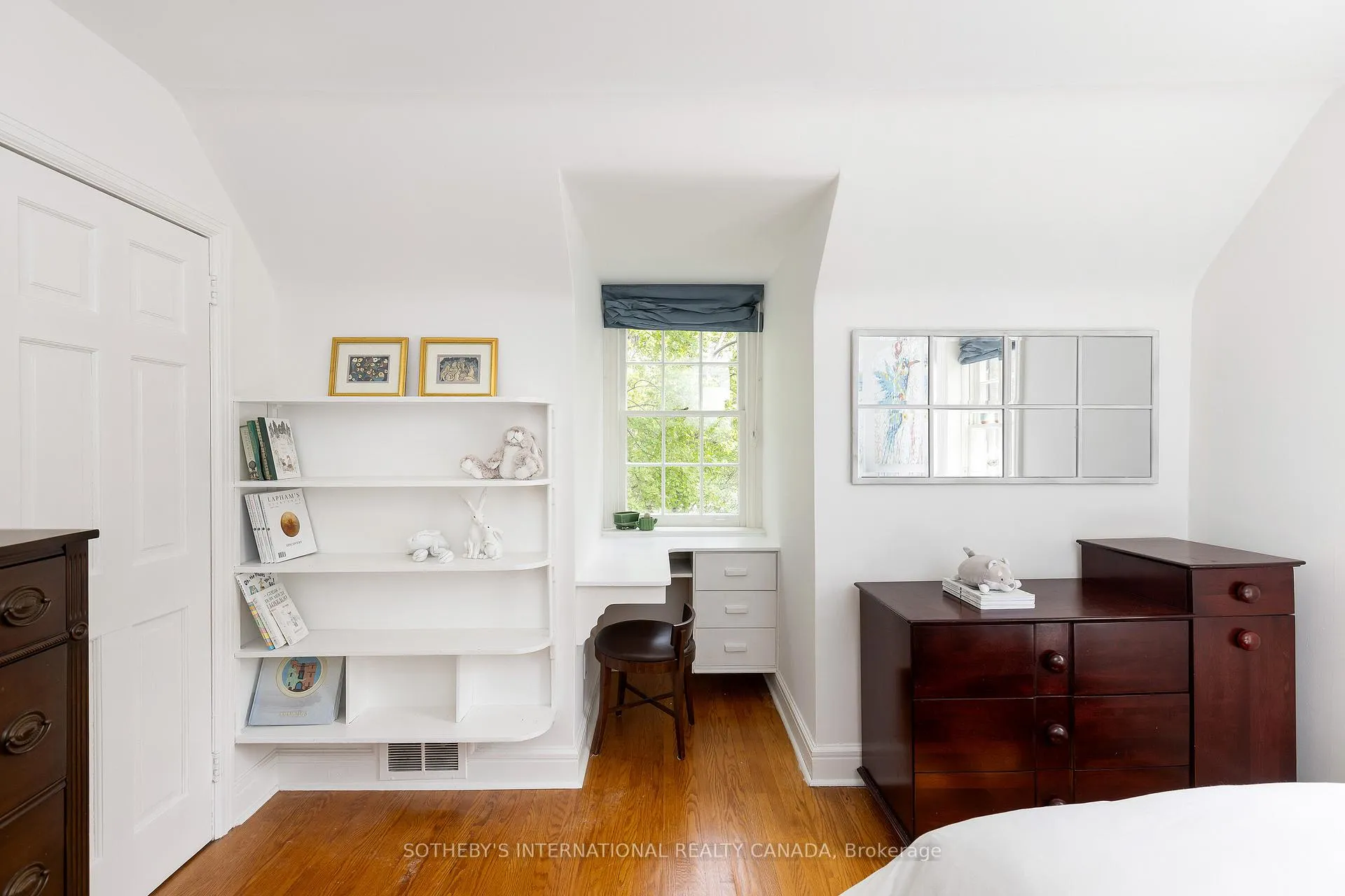 Photo 18 of 3 Mason Boulevard, Toronto, Bedford Park-Nortown — HOMEH