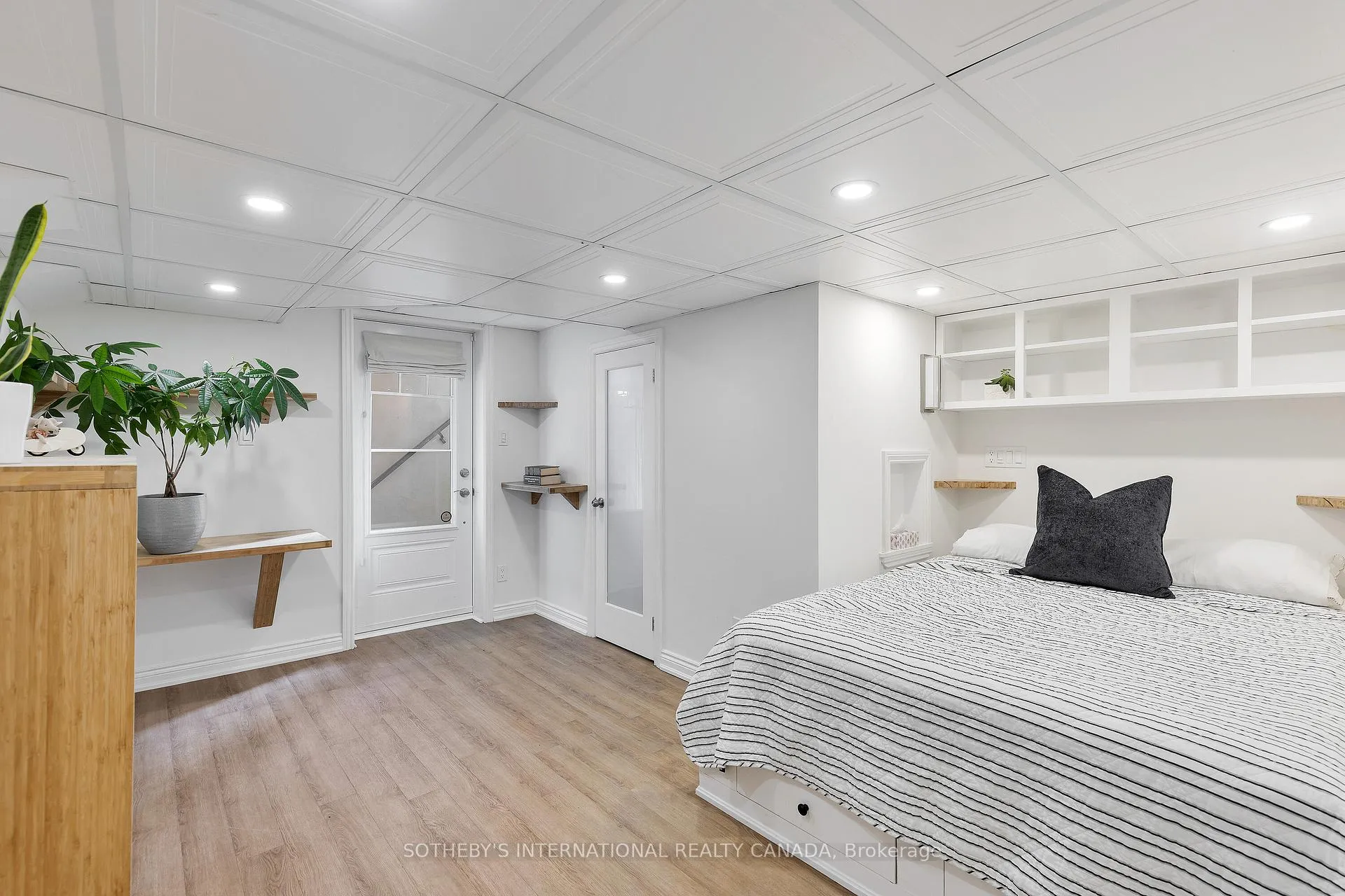 Photo 21 of 3 Mason Boulevard, Toronto, Bedford Park-Nortown — HOMEH