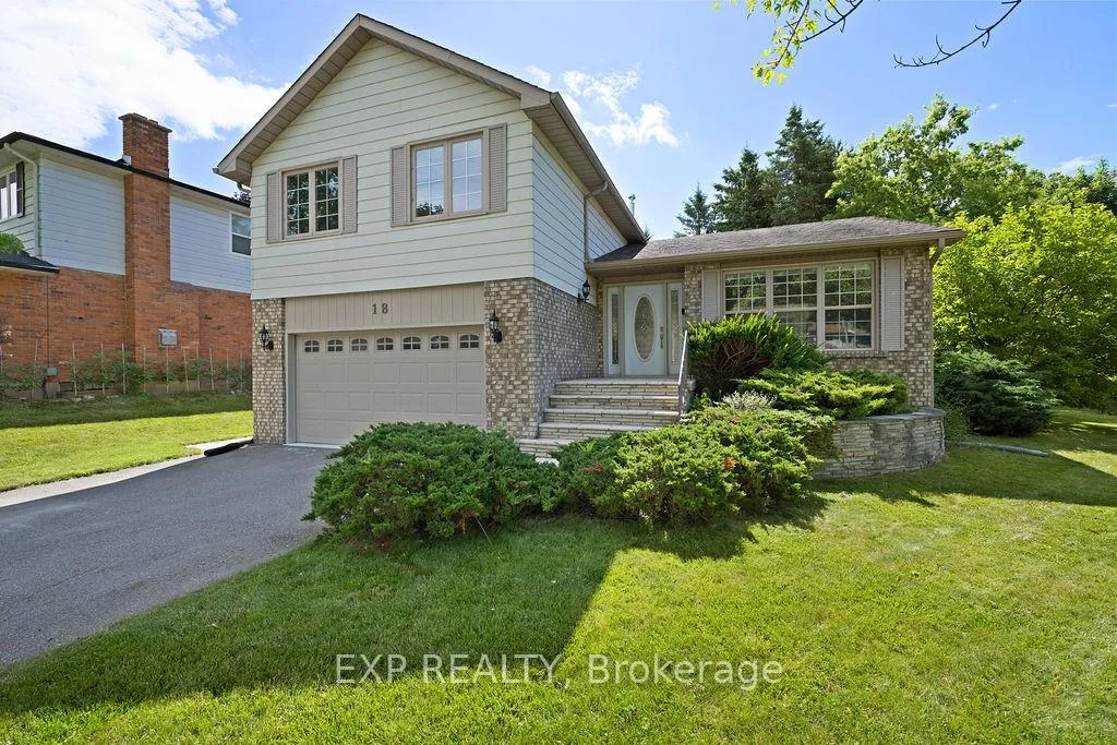 Photo 1 of 18 Nancy Court, Hamilton, Waterdown — HOMEH