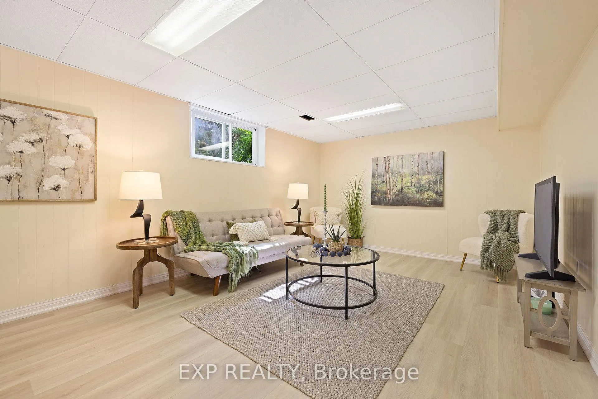 Photo 36 of 18 Nancy Court, Hamilton, Waterdown — HOMEH