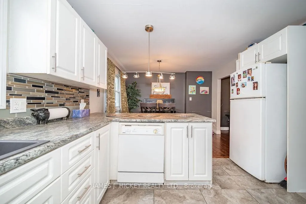 Photo 5 of 66 Glendale Avenue, Deep River — HOMEH