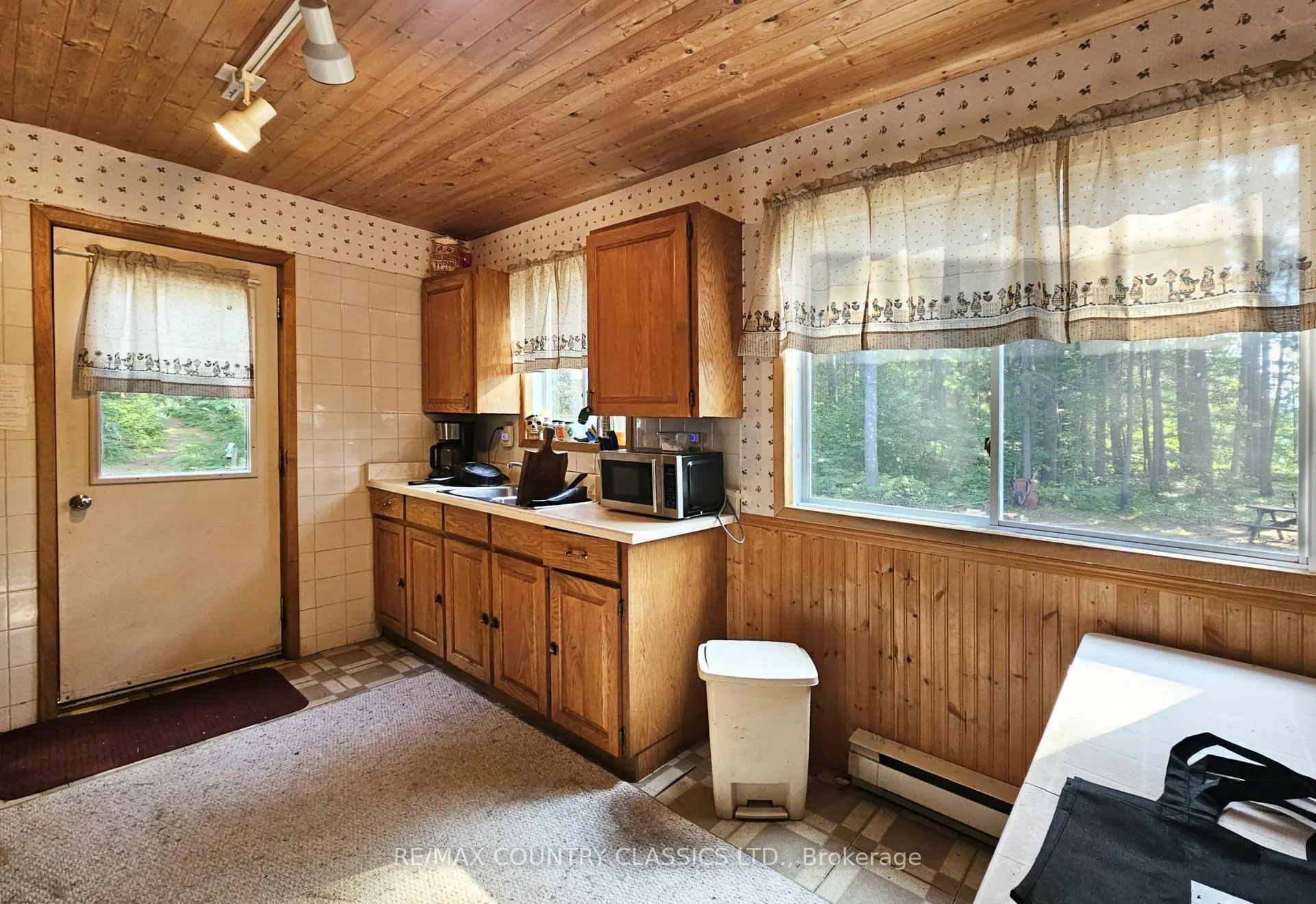 Photo 11 of 1502 Major lake Road, South Algonquin — HOMEH