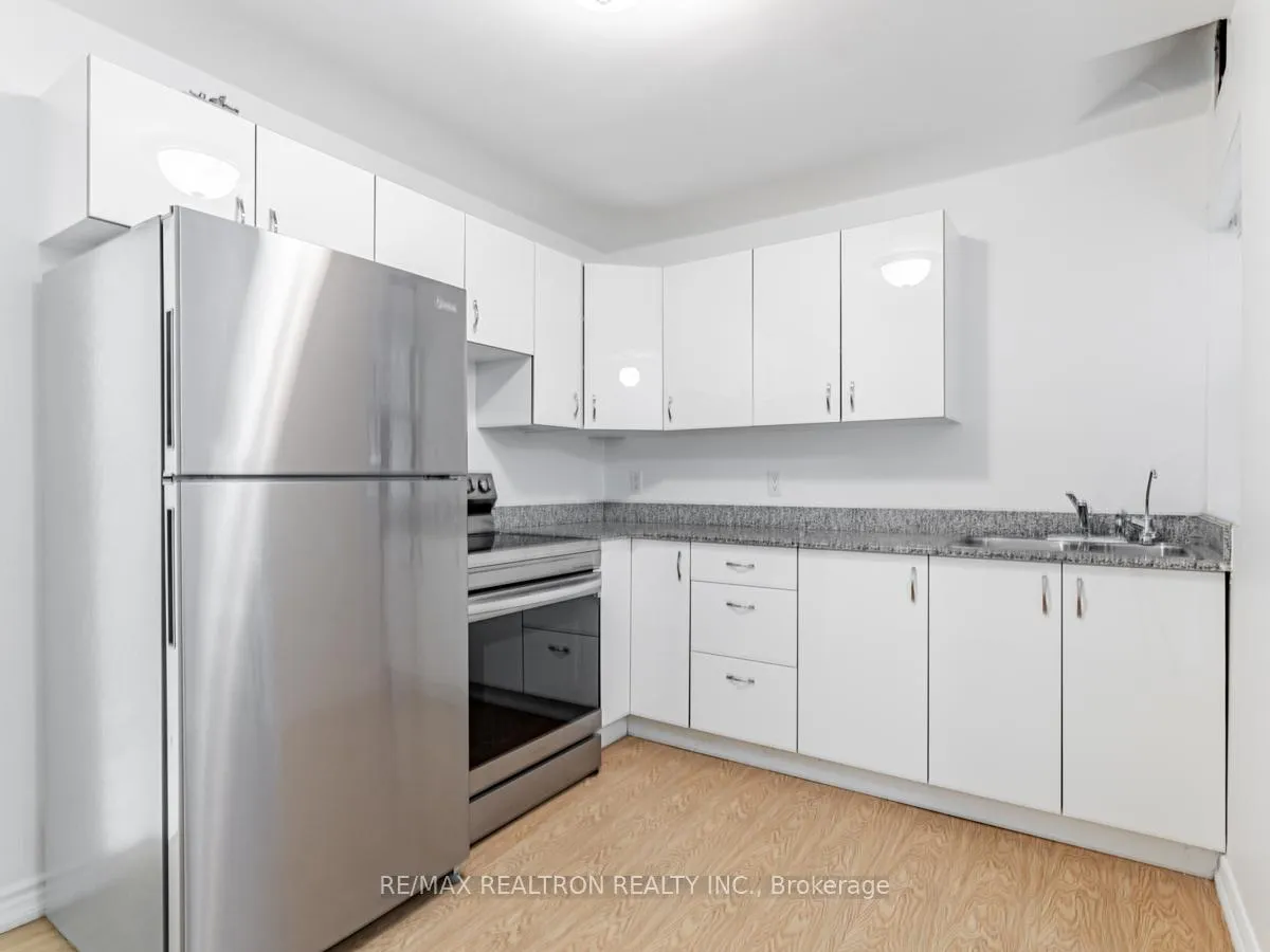 Photo 9 of Unit 104, 1840 Bathurst Street, Toronto, Humewood-Cedarvale — HOMEH