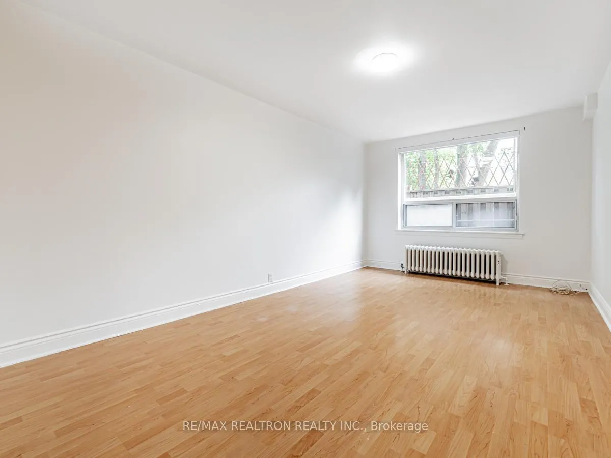 Photo 11 of Unit 104, 1840 Bathurst Street, Toronto, Humewood-Cedarvale — HOMEH