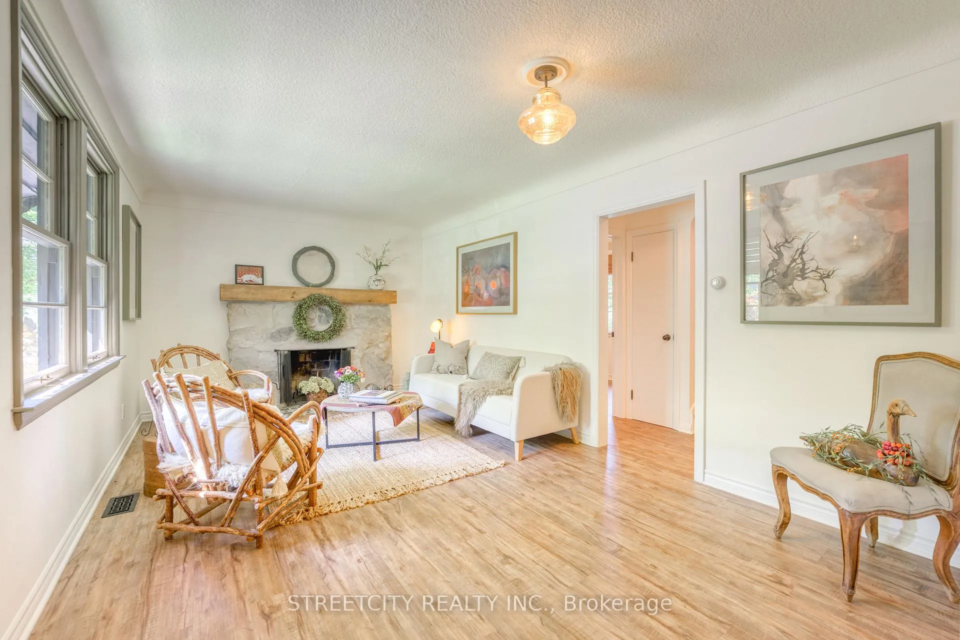 Photo 14 of 1358 Spartan Avenue, Sarnia — HOMEH