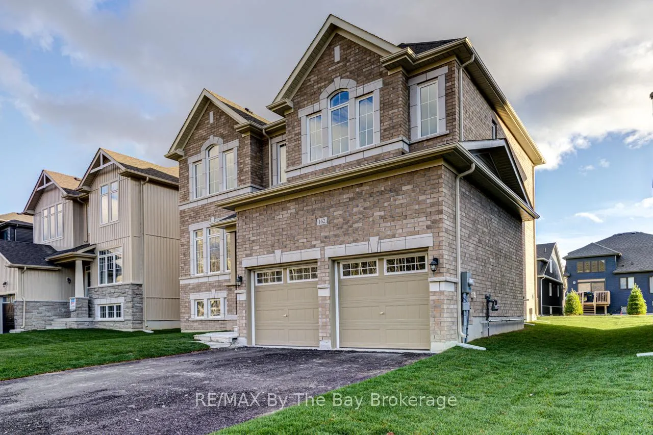 Photo 2 of 162 Mapleside Drive, Wasaga Beach — HOMEH