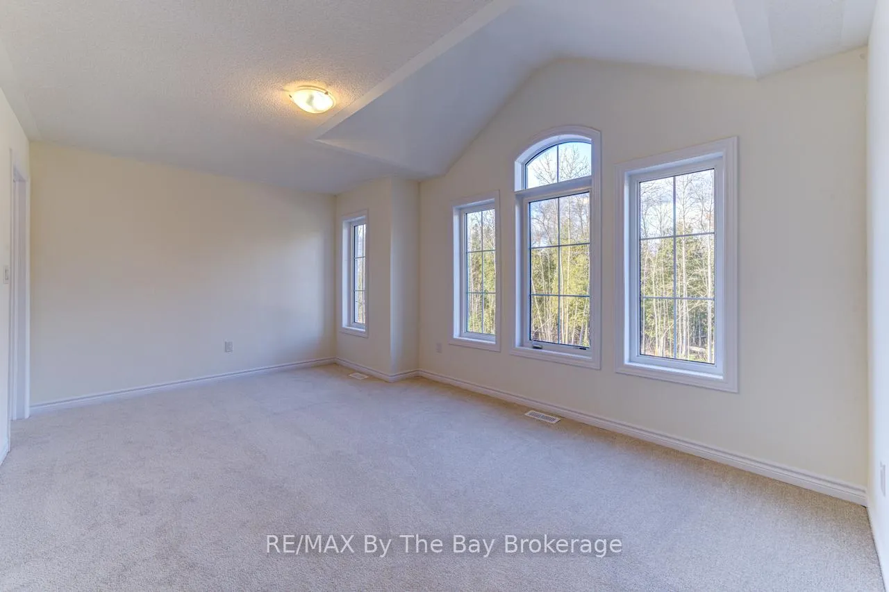Photo 25 of 162 Mapleside Drive, Wasaga Beach — HOMEH