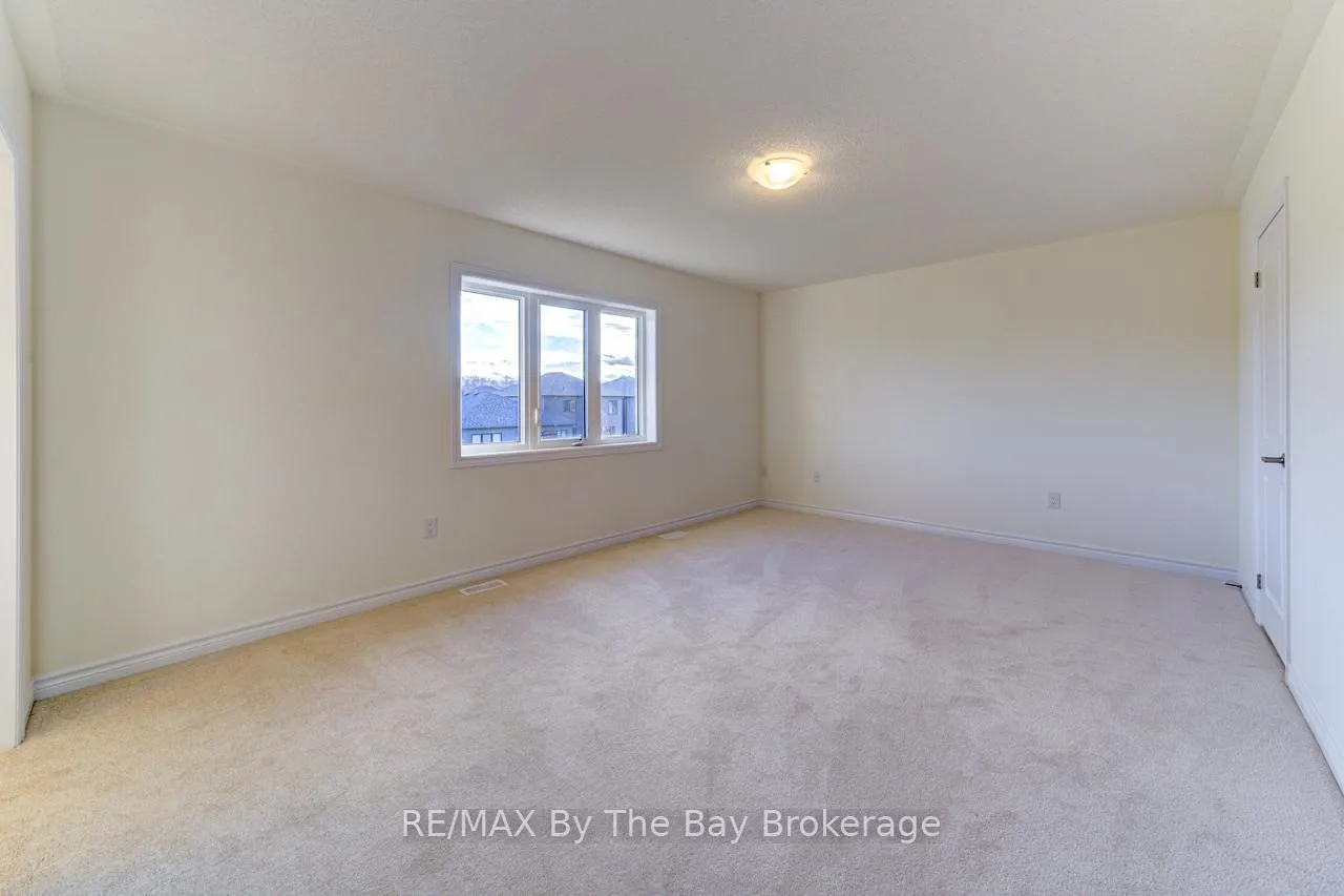 Photo 34 of 162 Mapleside Drive, Wasaga Beach — HOMEH