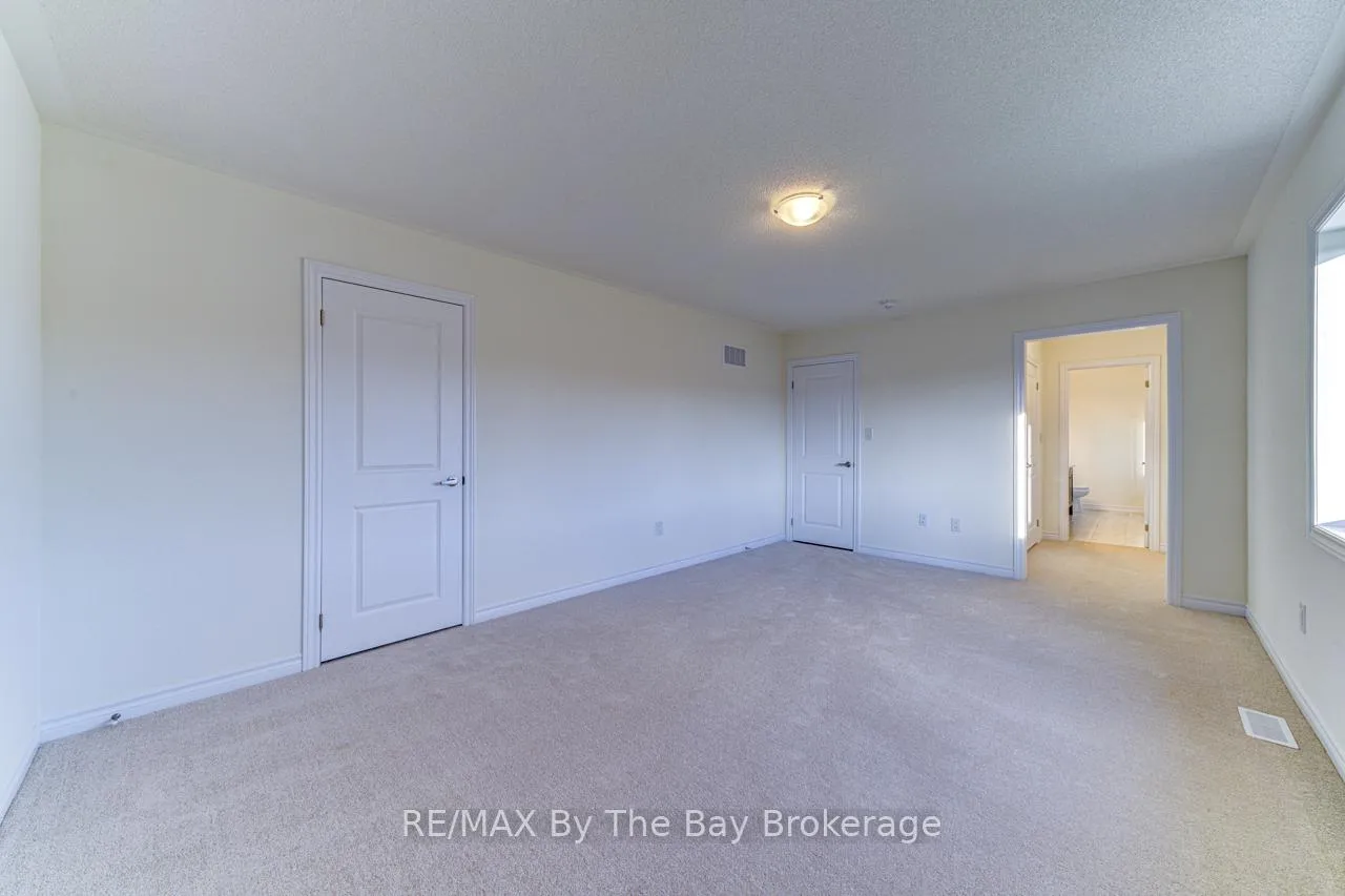 Photo 36 of 162 Mapleside Drive, Wasaga Beach — HOMEH