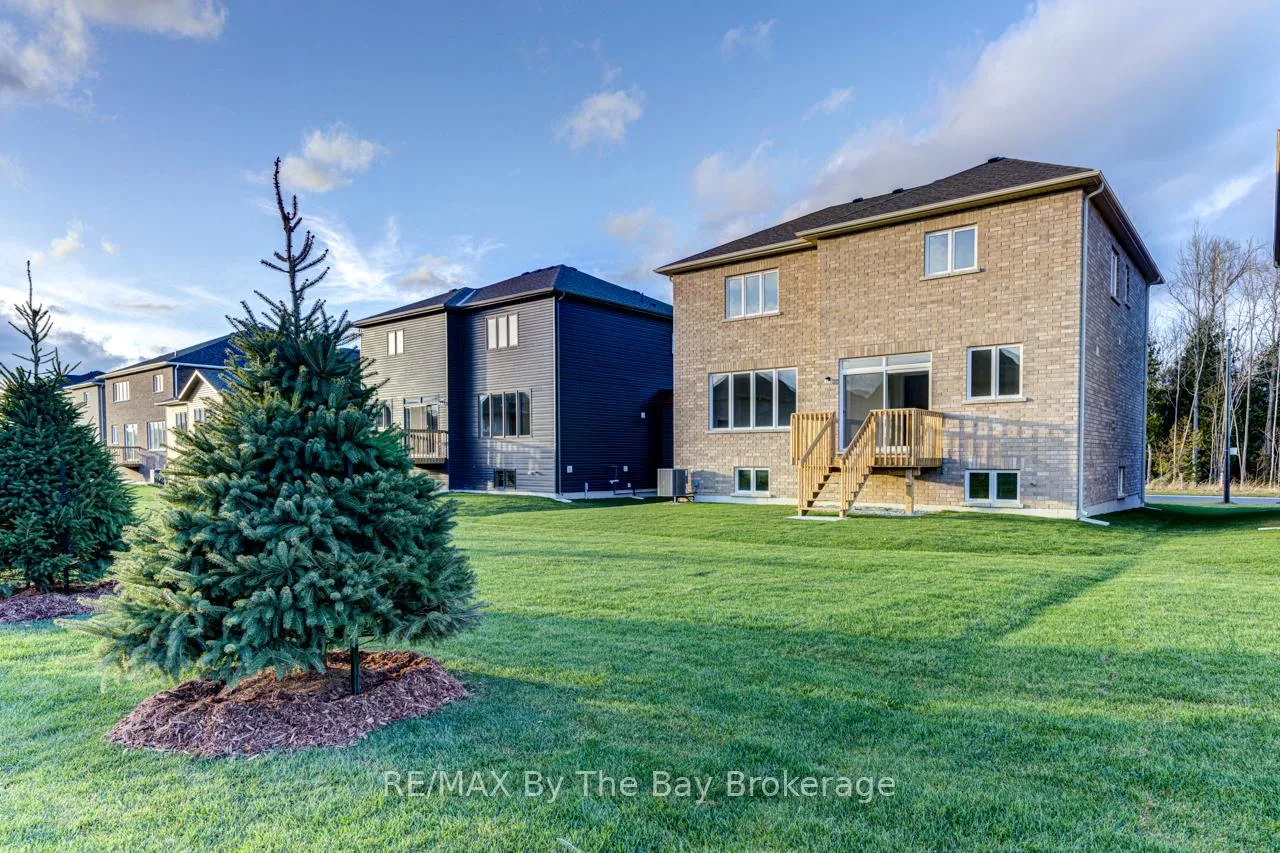 Photo 42 of 162 Mapleside Drive, Wasaga Beach — HOMEH