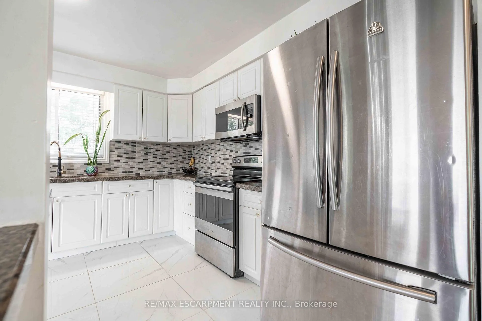 Photo 5 of 1017 Stone Church Road, Hamilton, Quinndale — HOMEH