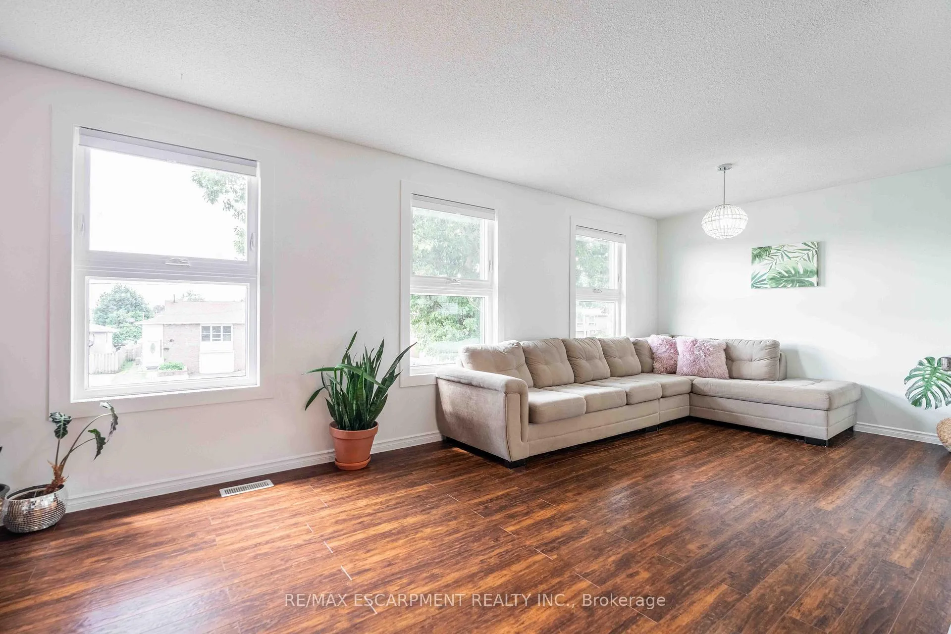 Photo 6 of 1017 Stone Church Road, Hamilton, Quinndale — HOMEH