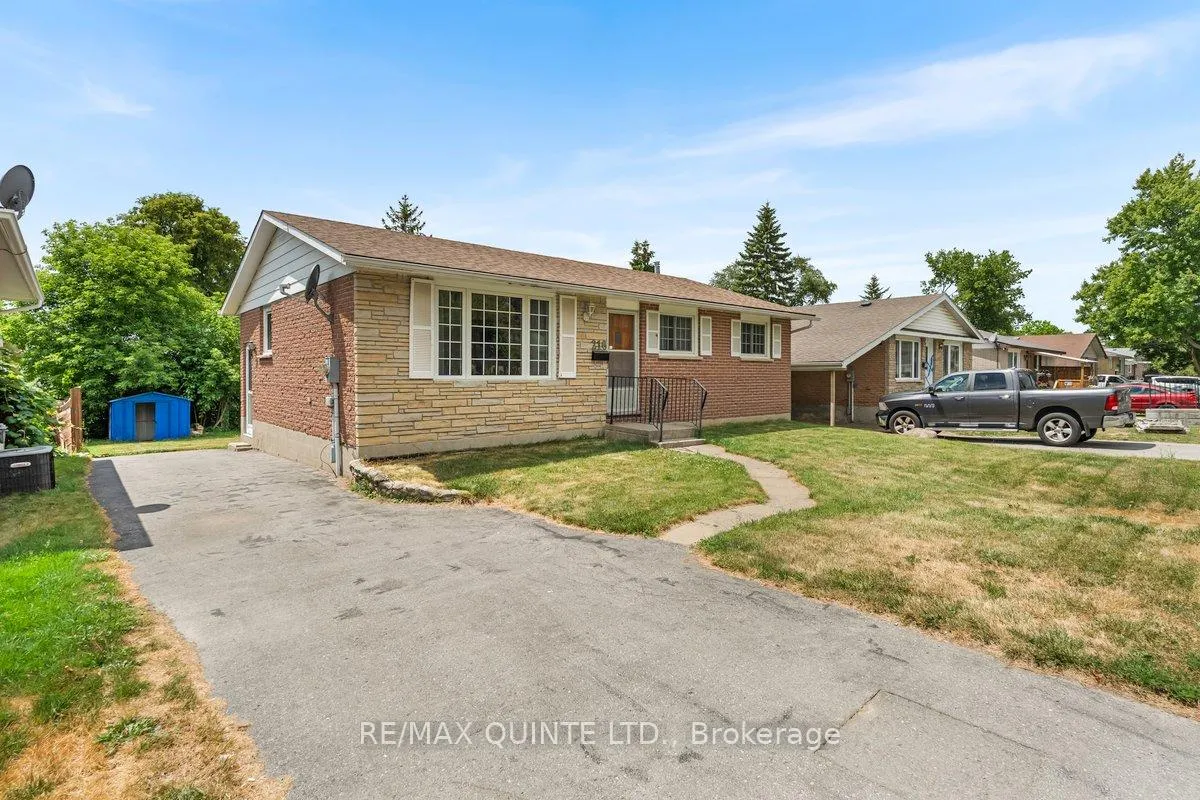 Photo 2 of 216 Sidney Street, Quinte West, Trenton Ward — HOMEH
