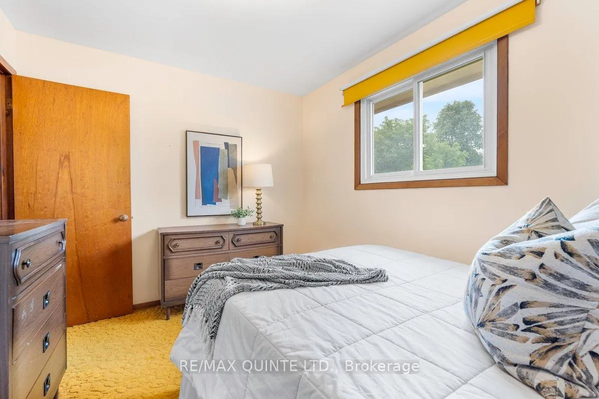 Photo 14 of 216 Sidney Street, Quinte West, Trenton Ward — HOMEH
