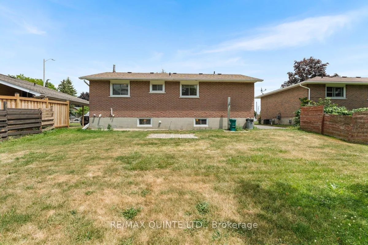 Photo 22 of 216 Sidney Street, Quinte West, Trenton Ward — HOMEH
