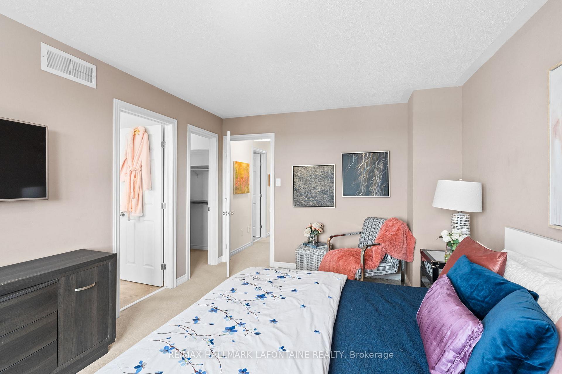 Photo 18 of 122 Flat Sedge Crescent, Ottawa, Blossom Park/Kemp Park/Findlay Creek — HOMEH