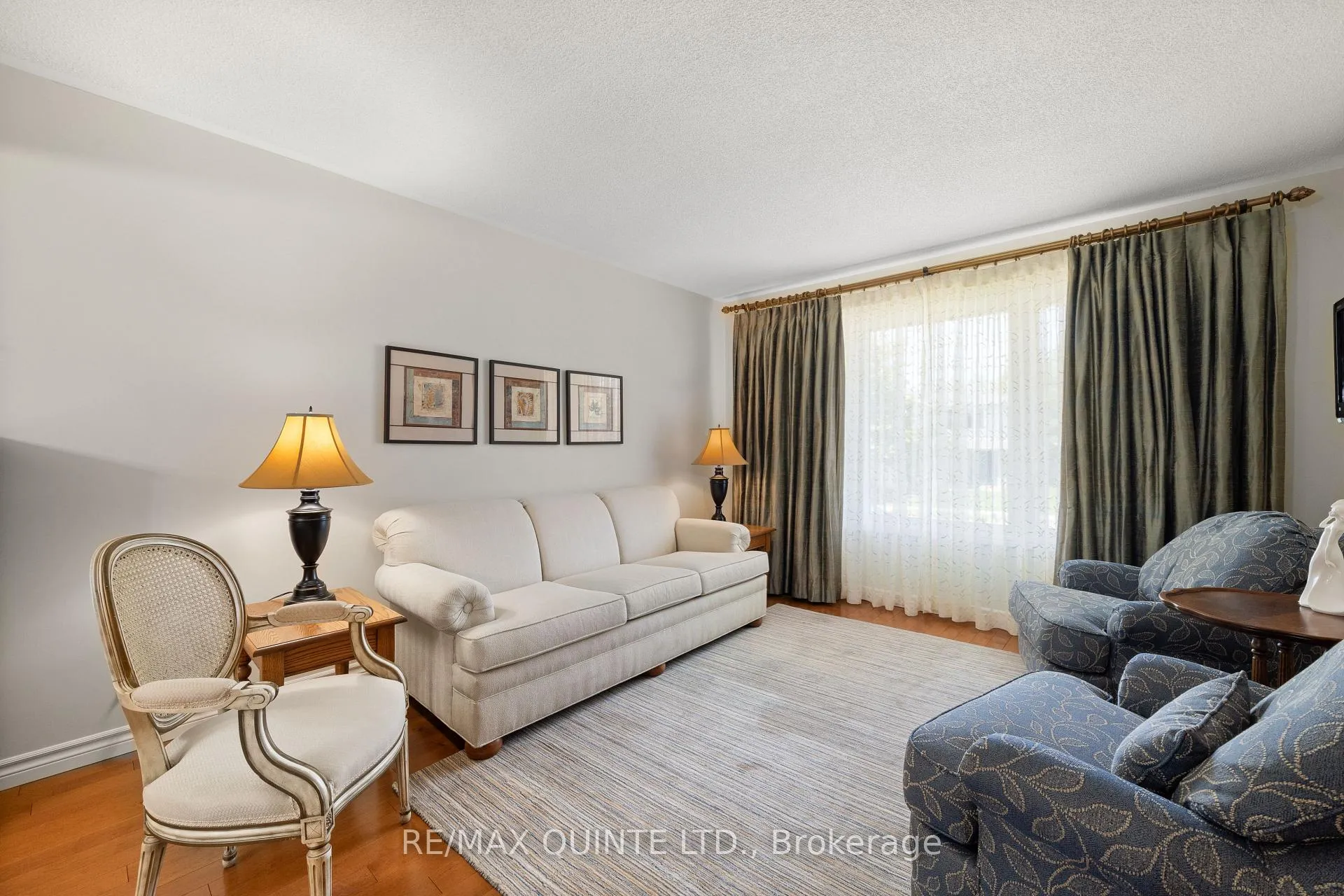 Photo 11 of 66 Bogart Crescent, Belleville, Belleville Ward — HOMEH