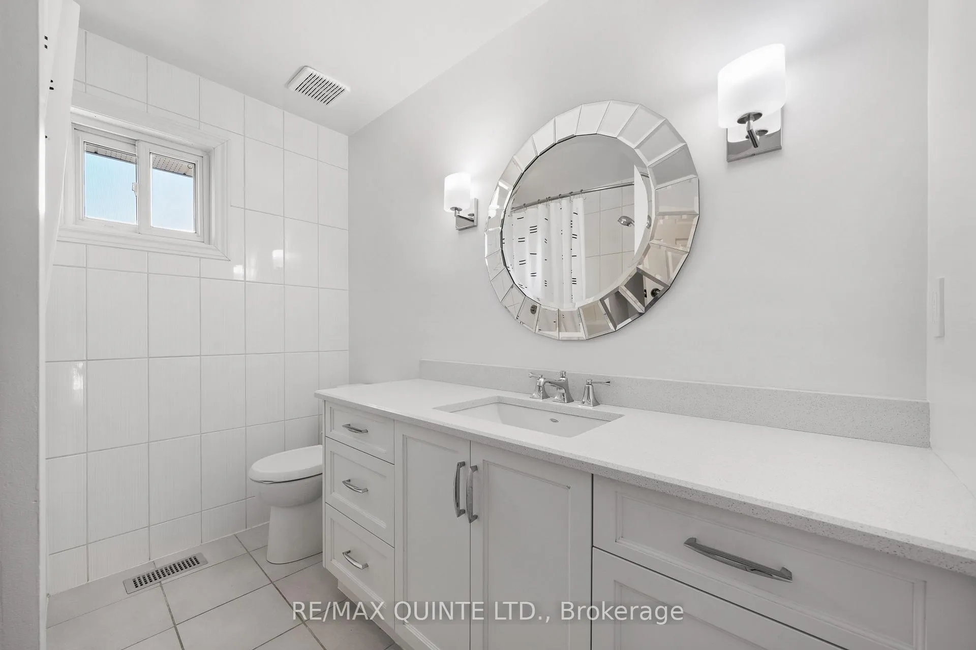Photo 18 of 66 Bogart Crescent, Belleville, Belleville Ward — HOMEH