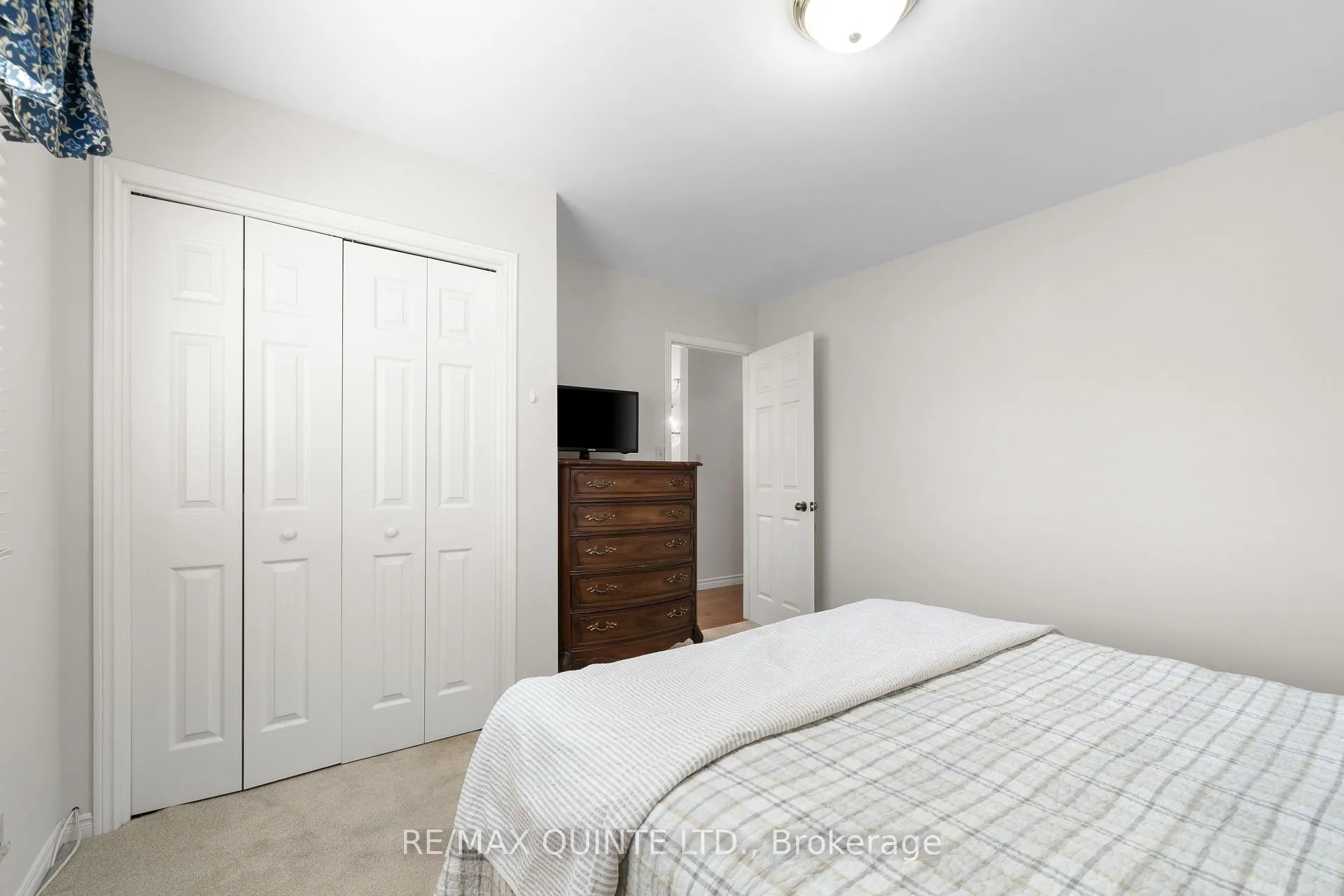 Photo 21 of 66 Bogart Crescent, Belleville, Belleville Ward — HOMEH