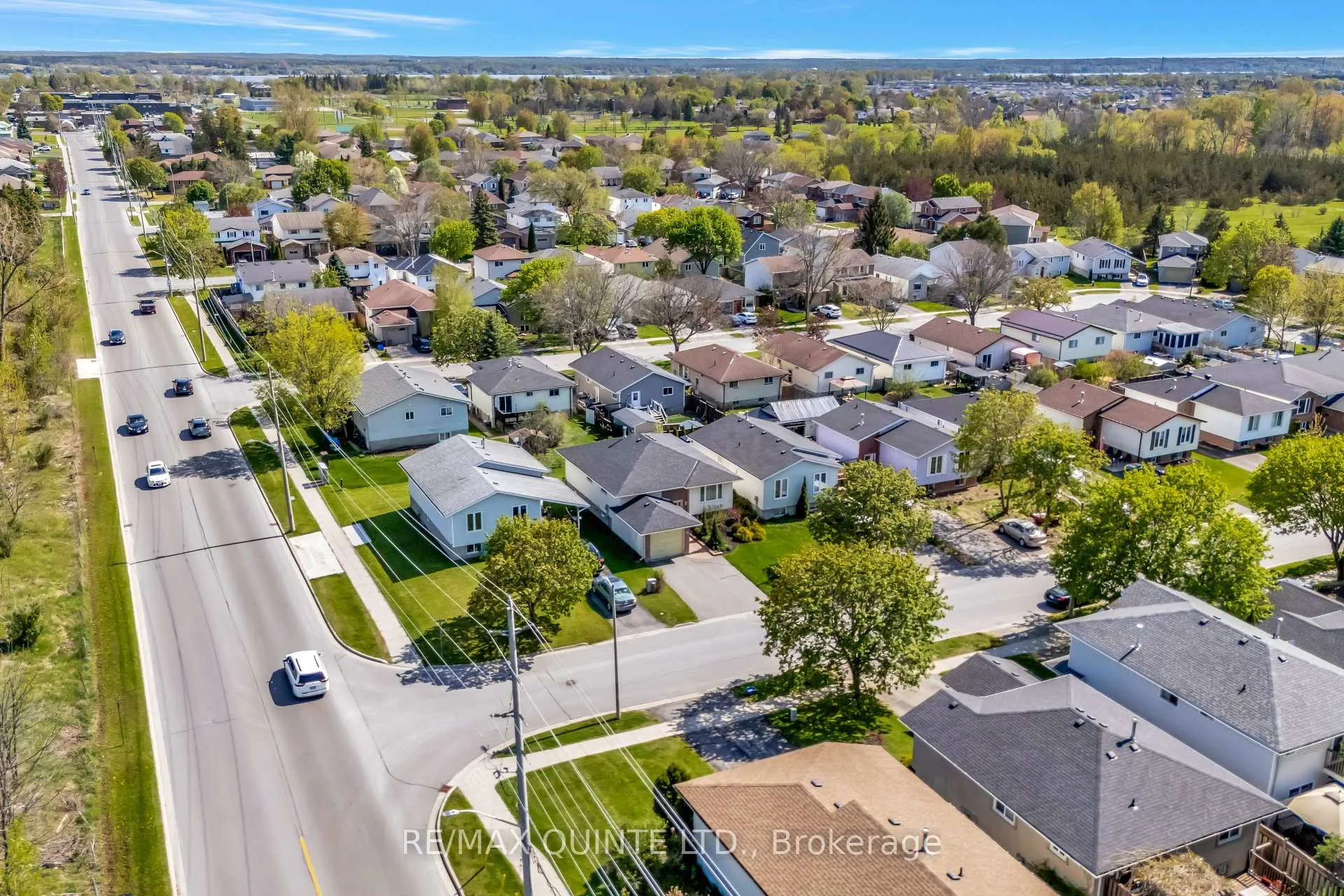 Photo 45 of 66 Bogart Crescent, Belleville, Belleville Ward — HOMEH