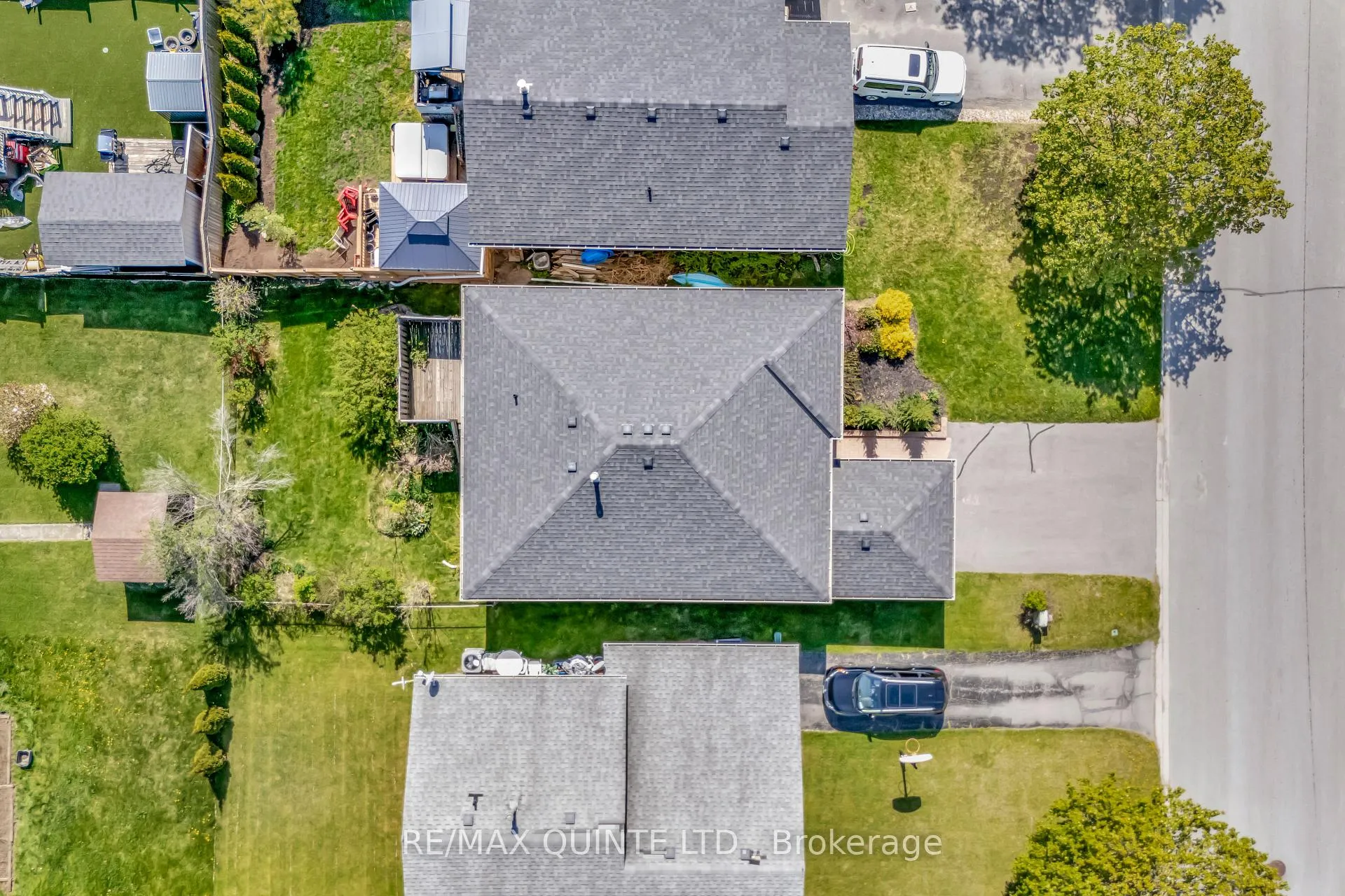 Photo 46 of 66 Bogart Crescent, Belleville, Belleville Ward — HOMEH