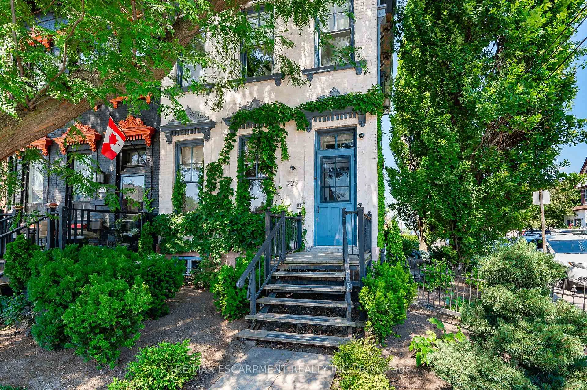 Photo 2 of 227 Park Street N, Hamilton, Central — HOMEH
