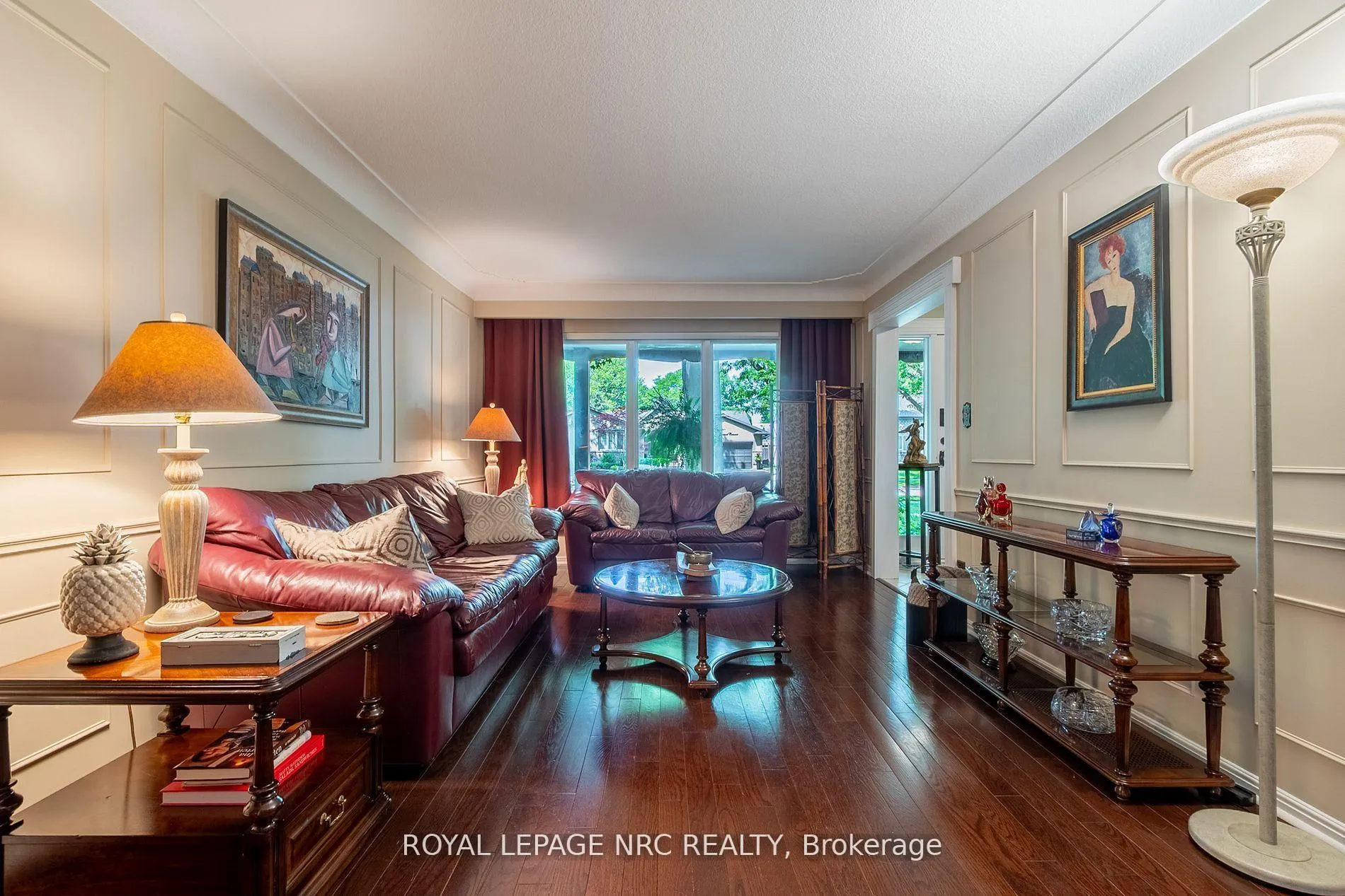 Photo 10 of 7077 Ridgewood Crescent, Niagara Falls, Casey — HOMEH