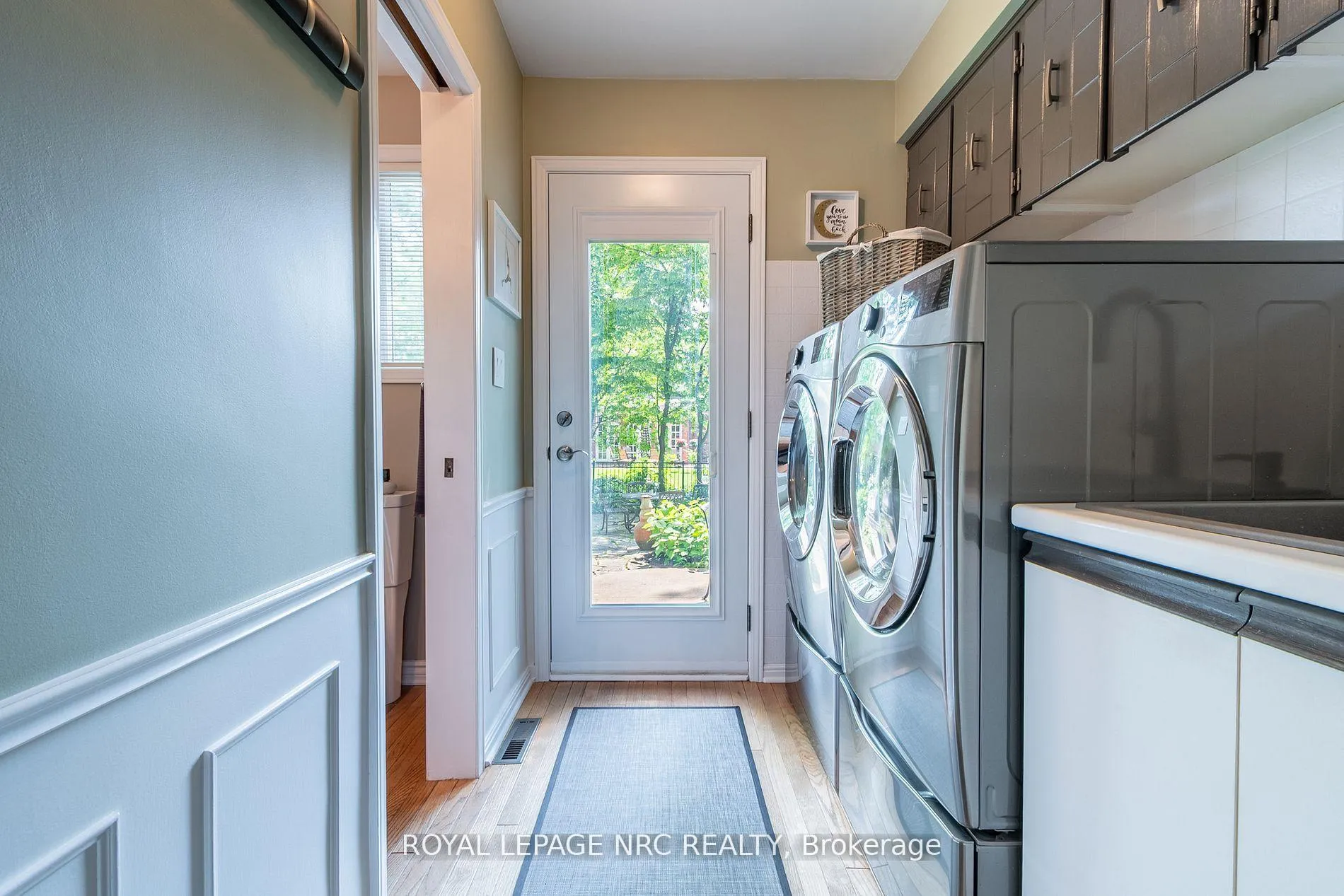 Photo 19 of 7077 Ridgewood Crescent, Niagara Falls, Casey — HOMEH