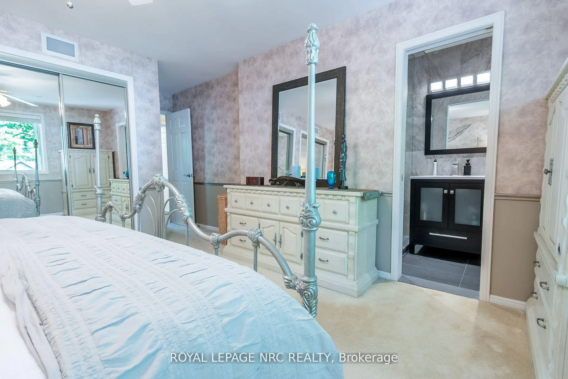 Photo 27 of 7077 Ridgewood Crescent, Niagara Falls, Casey — HOMEH