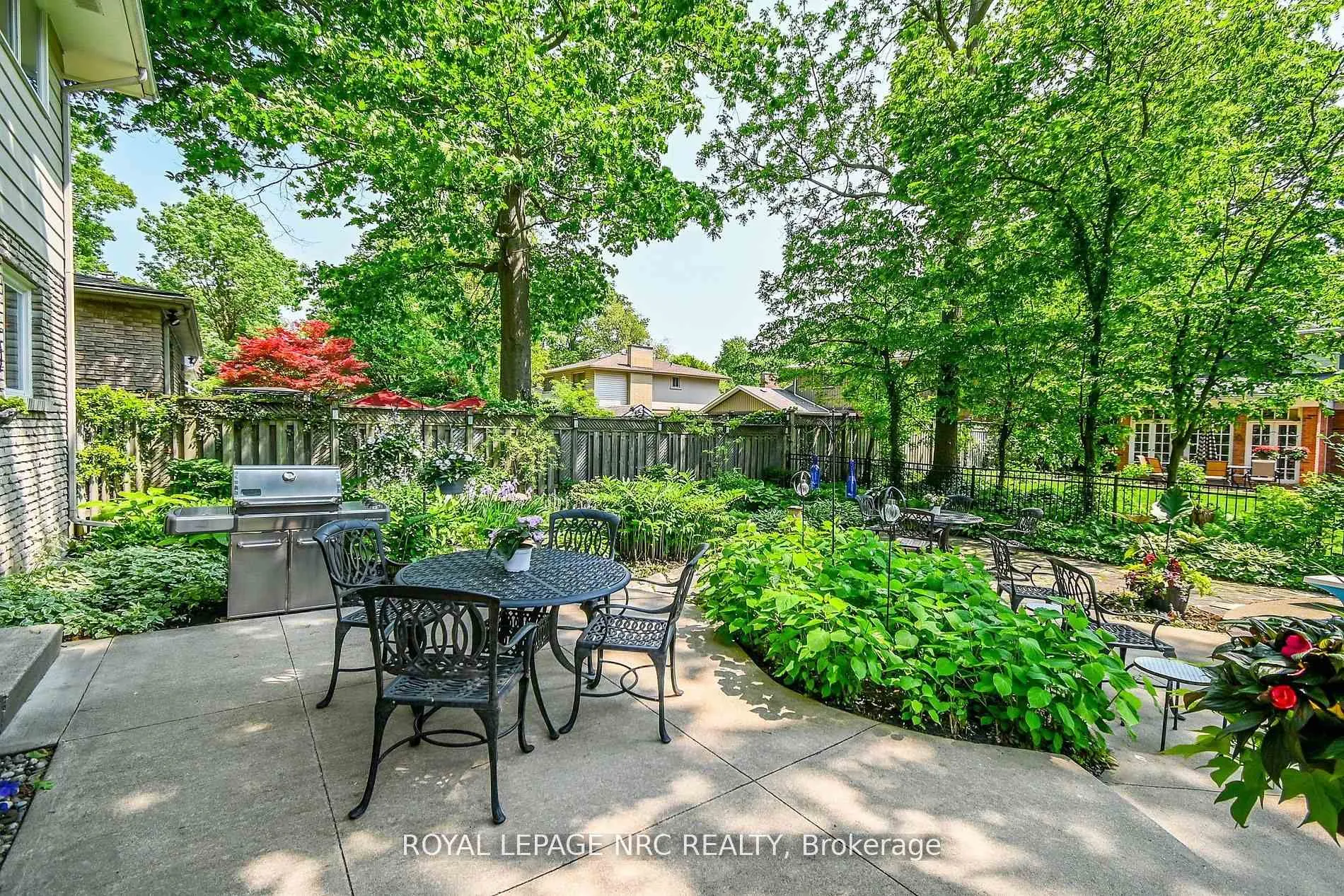 Photo 40 of 7077 Ridgewood Crescent, Niagara Falls, Casey — HOMEH