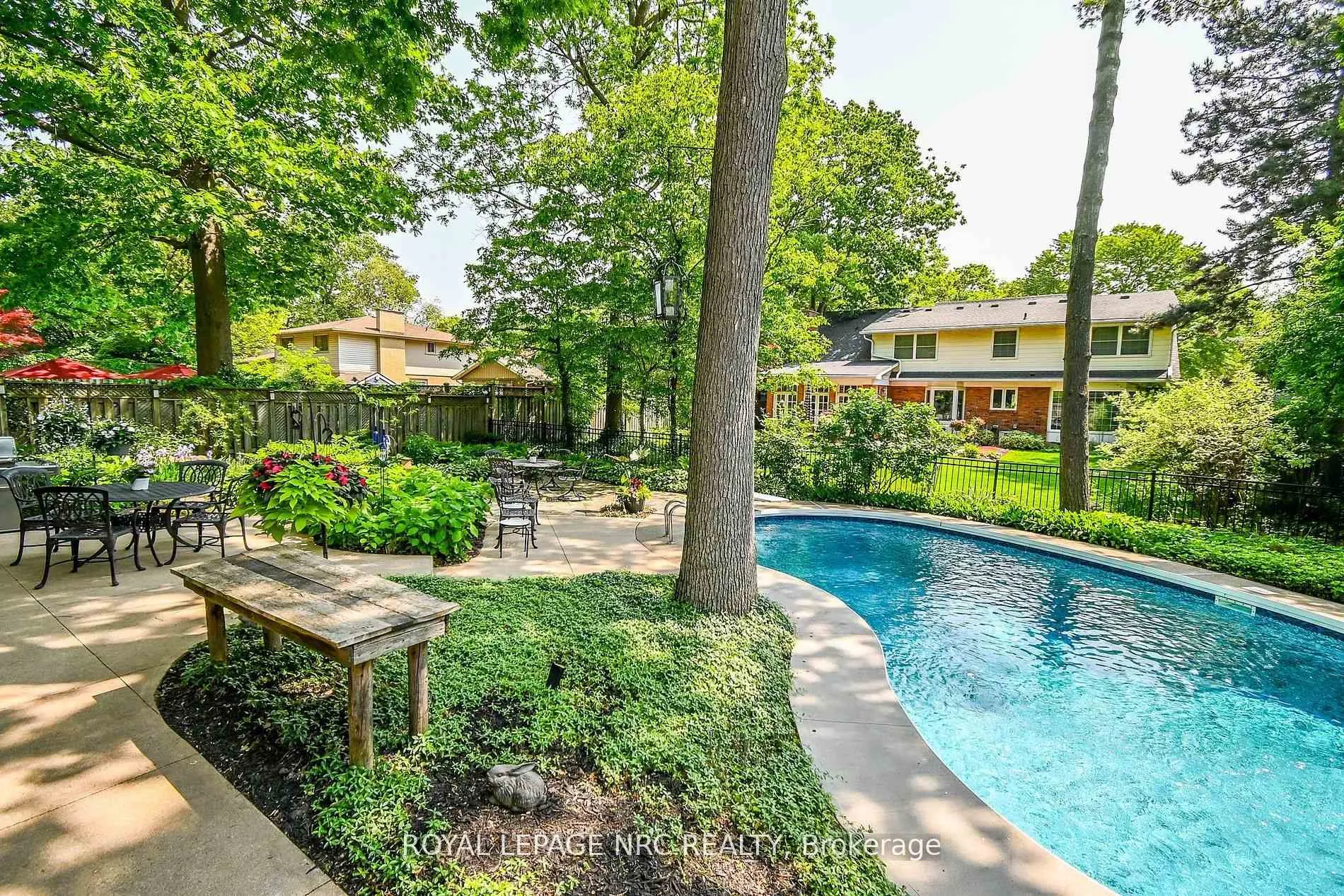 Photo 41 of 7077 Ridgewood Crescent, Niagara Falls, Casey — HOMEH