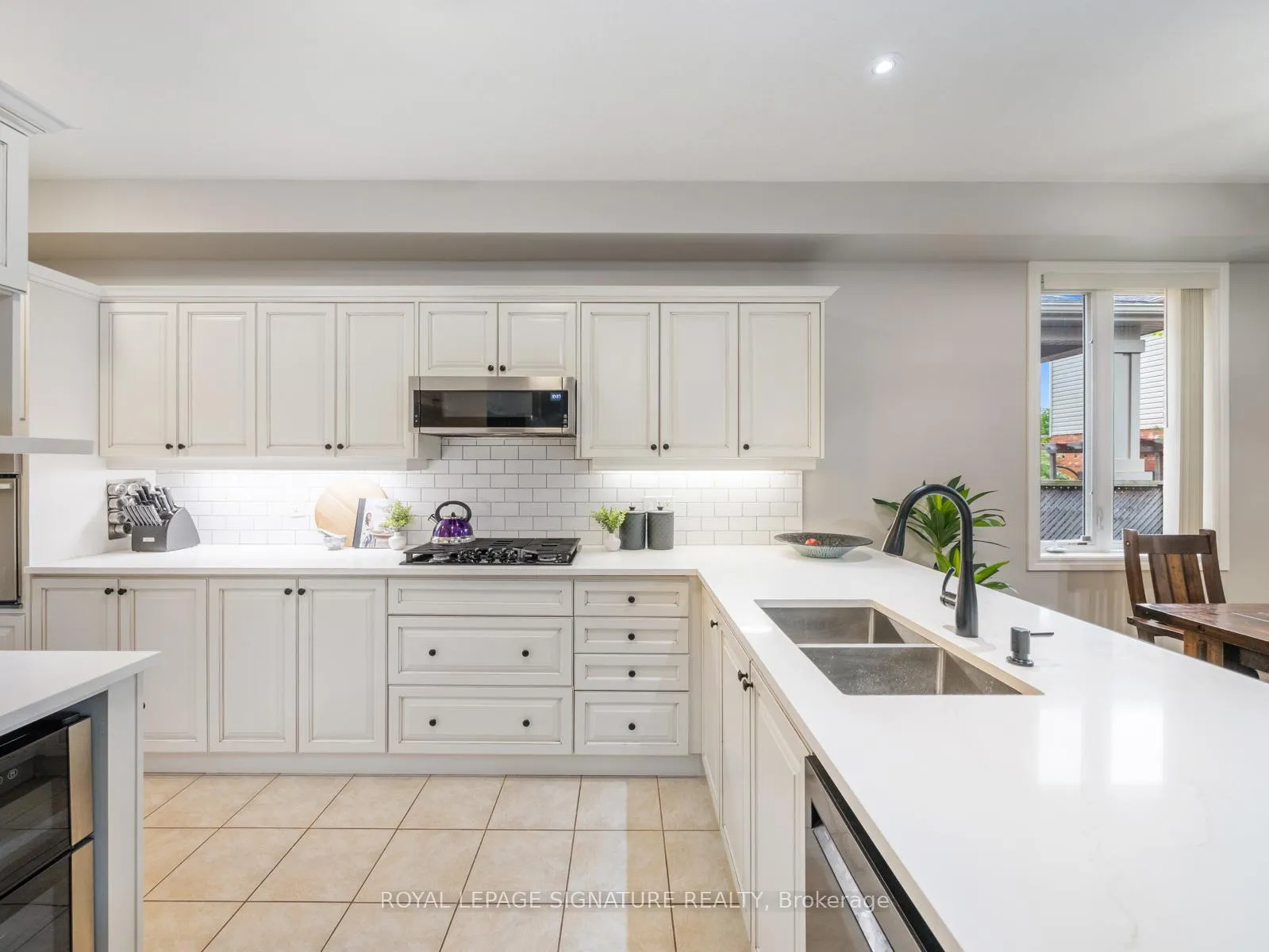 Photo 7 of 23 Tolton Drive, Guelph, Pineridge/Westminster Woods — HOMEH