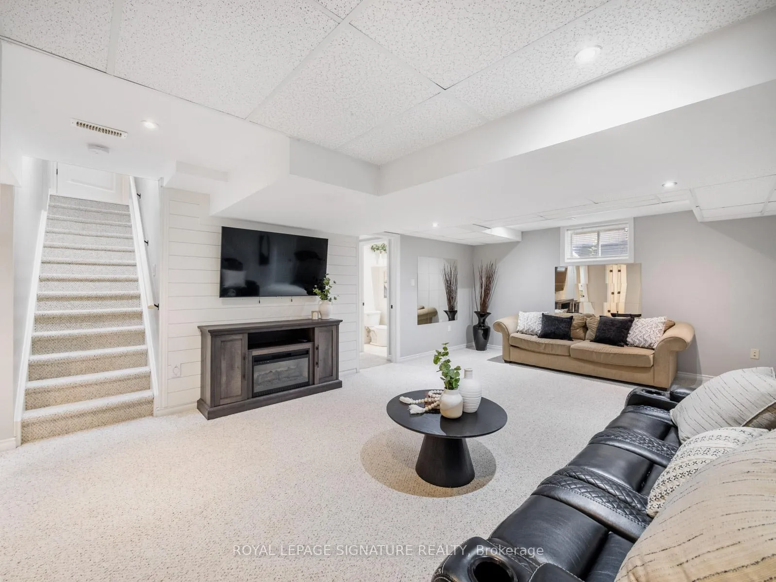 Photo 36 of 23 Tolton Drive, Guelph, Pineridge/Westminster Woods — HOMEH