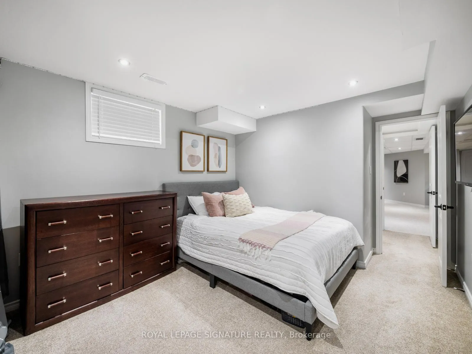 Photo 38 of 23 Tolton Drive, Guelph, Pineridge/Westminster Woods — HOMEH