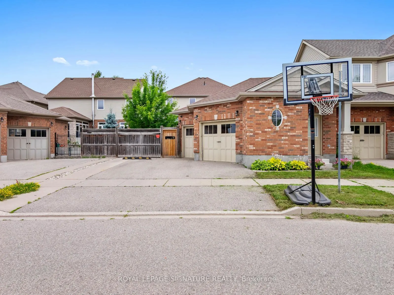 Photo 41 of 23 Tolton Drive, Guelph, Pineridge/Westminster Woods — HOMEH